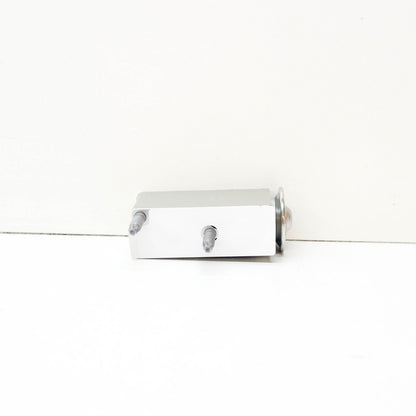 NEW MERCEDES-BENZ C W204 A/C EXPANSION VALVE LHD A2128300284 ORIGINAL