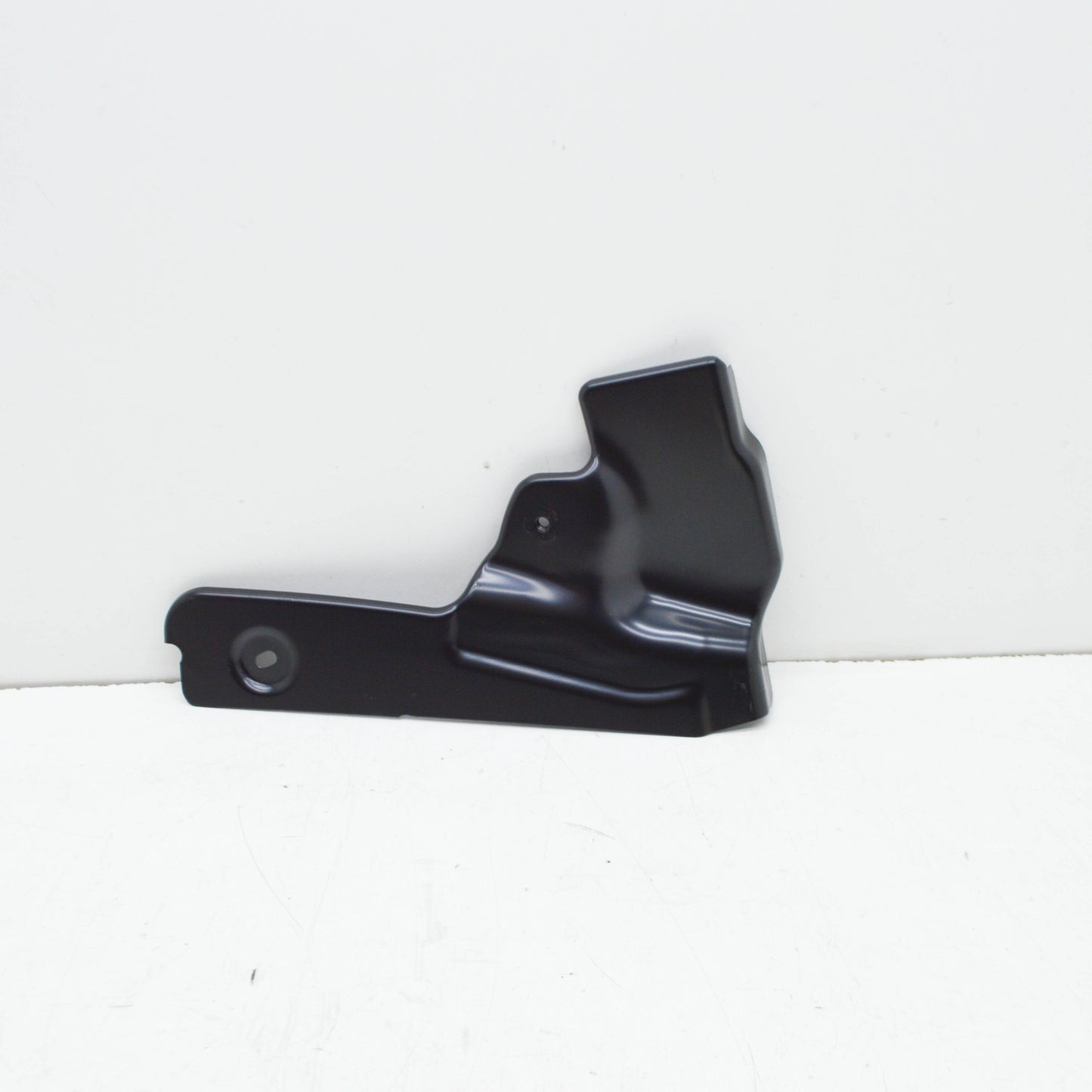 NEW VOLKSWAGEN CRAFTER SZ FRONT RIGHT BUMPER SECURING BRACKET 2N0805066 ORIGINAL