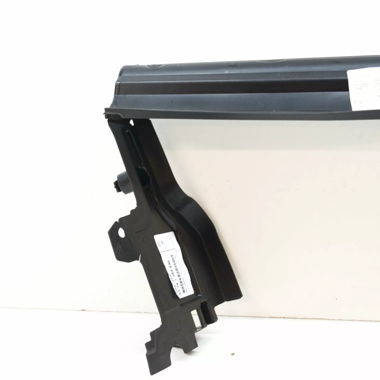 NEW BMW 5 G30 FRONT RADIATOR BOTTOM AIR DUCT 51747383846 7383846 ORIGINAL