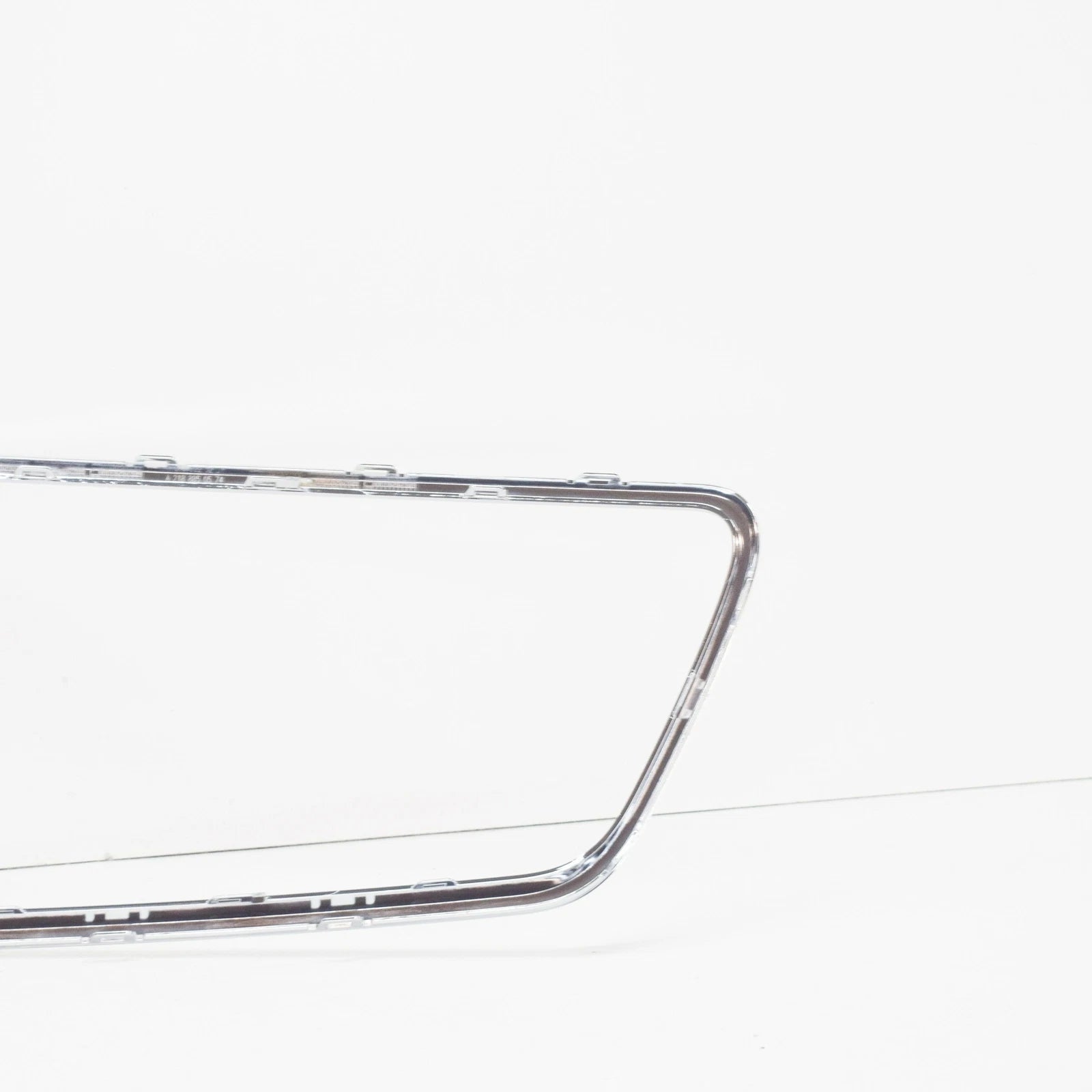 NEW MB CLS C218 FRONT BUMPER RADIATOR GRILLE CHROME SURROUND TRIM A2188850574