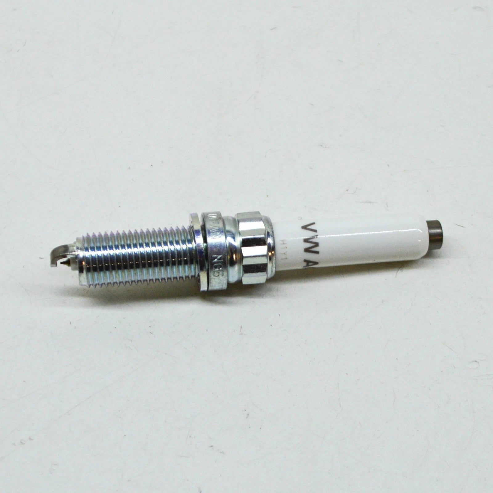 NEW AUDI A4 B9 SPARK PLUG 06M905606F