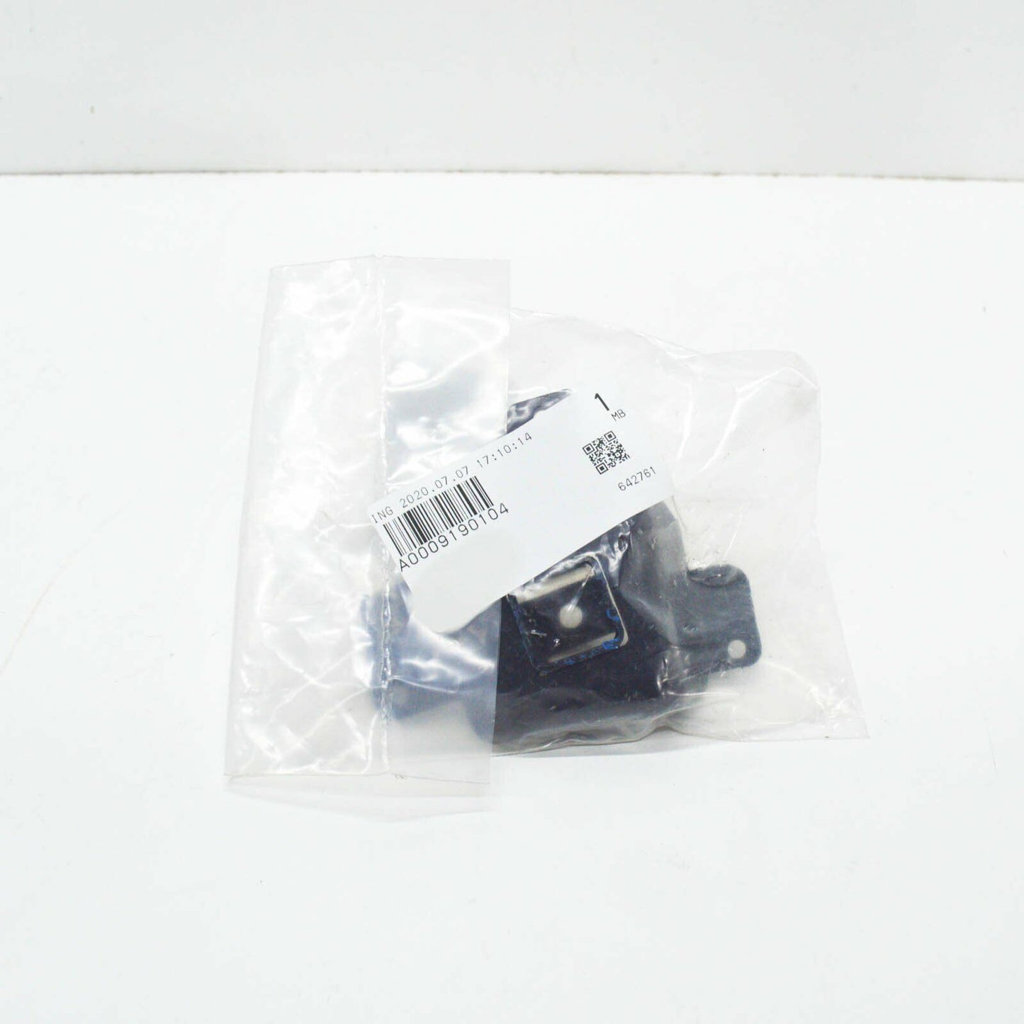 NEW MERCEDES-BENZ VITO W639 RIGHT ARMREST BRACKET LHD A0009190104 ORIGINAL