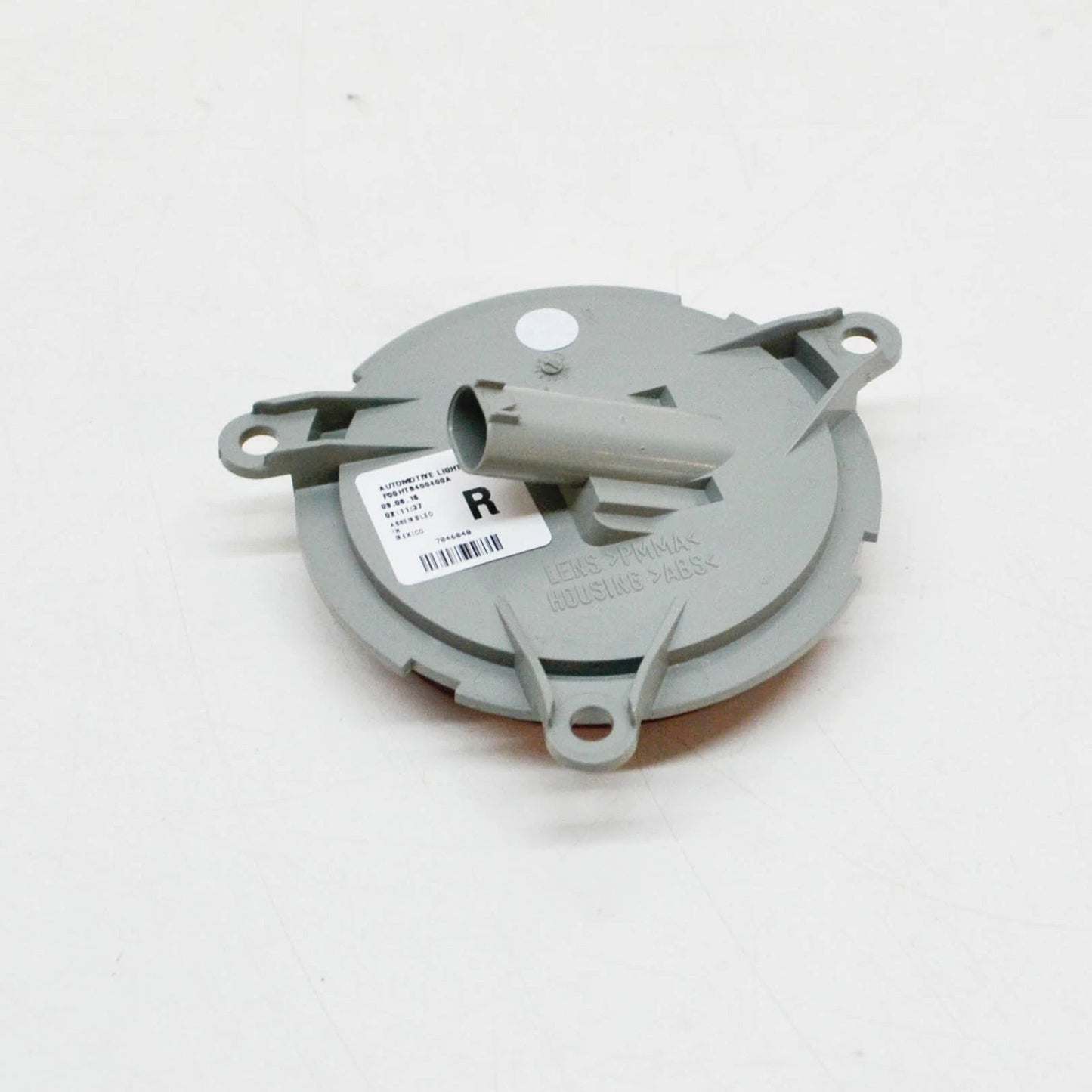 NEW BMW Z4 E85 REAR BUMPER RIGHT REFLECTOR 63147046040 ORIGINAL