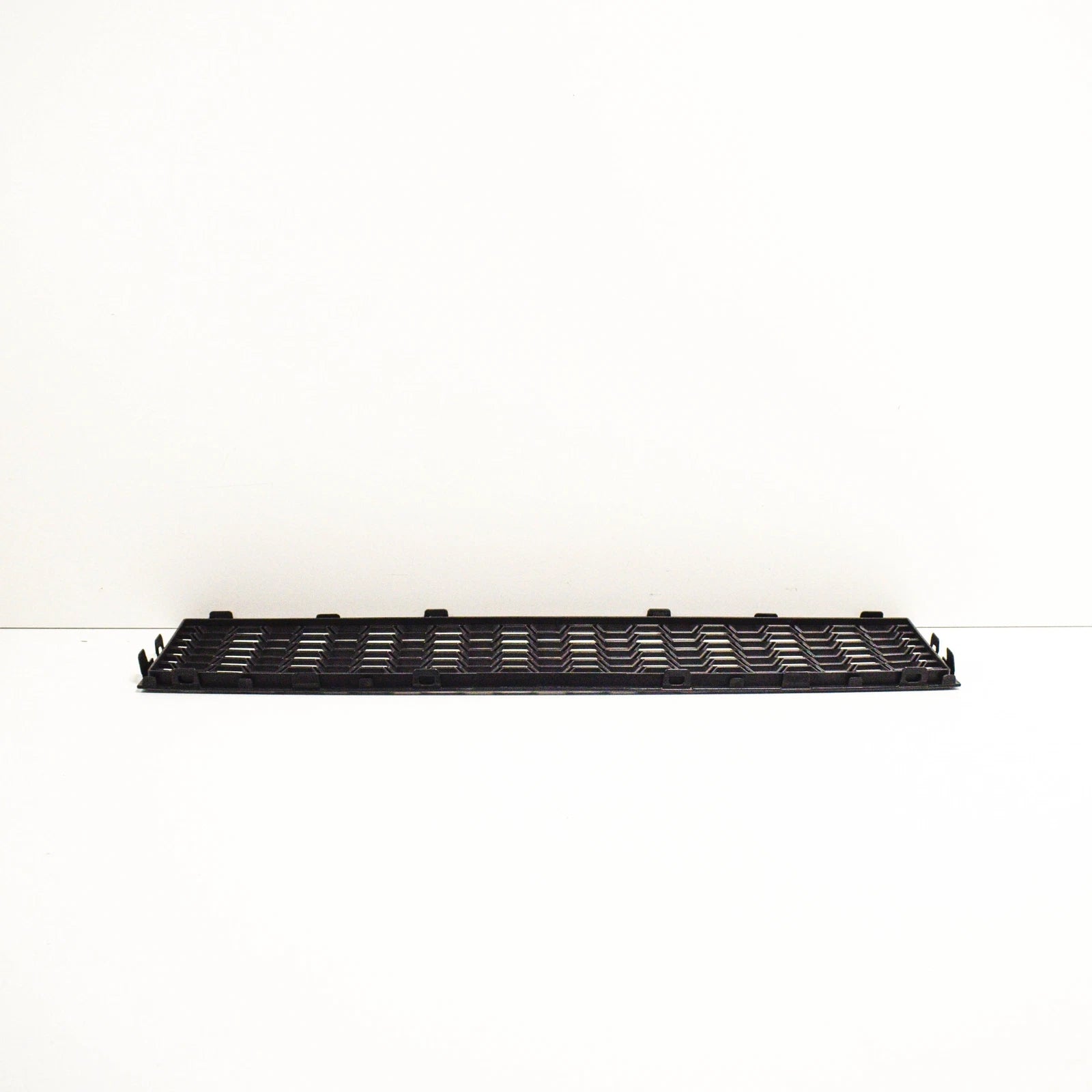 NEW BMW 5 GT F07 FRONT M SPORT BUMPER CENTER GRILLE 51118050020 2015 ORIGINAL