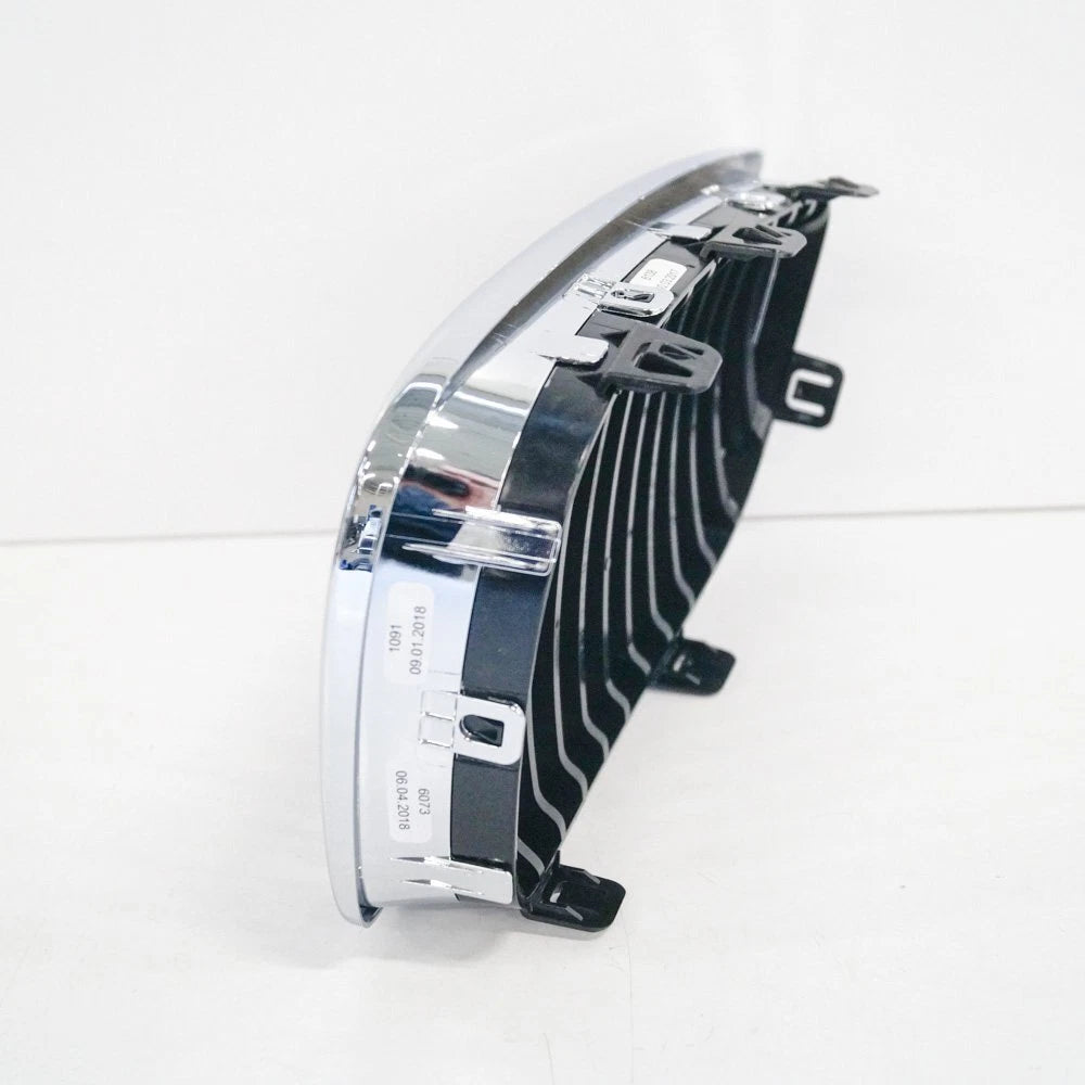 NEW BMW 1 SERIES E87 FRONT BUMPER GRILLE RIGHT SIDE 51137179656 7179656 ORIGINAL