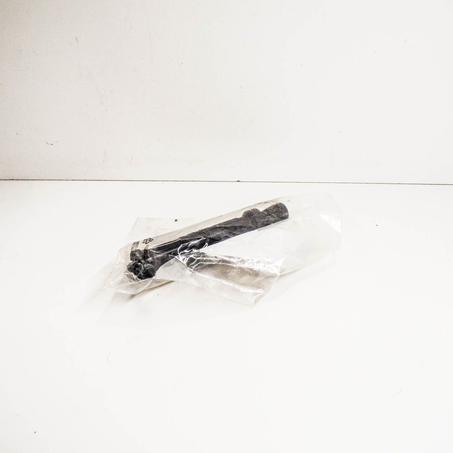 NEW MERCEDES-BENZ GLS X166 LEFT SIDE HEADLAMP WASHER A1668601147 ORIGINAL