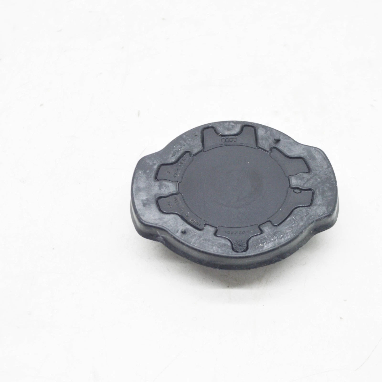 NEW AUDI Q5 FY COOLING SYSTEM ADAPTER 80A122291DA ORIGINAL