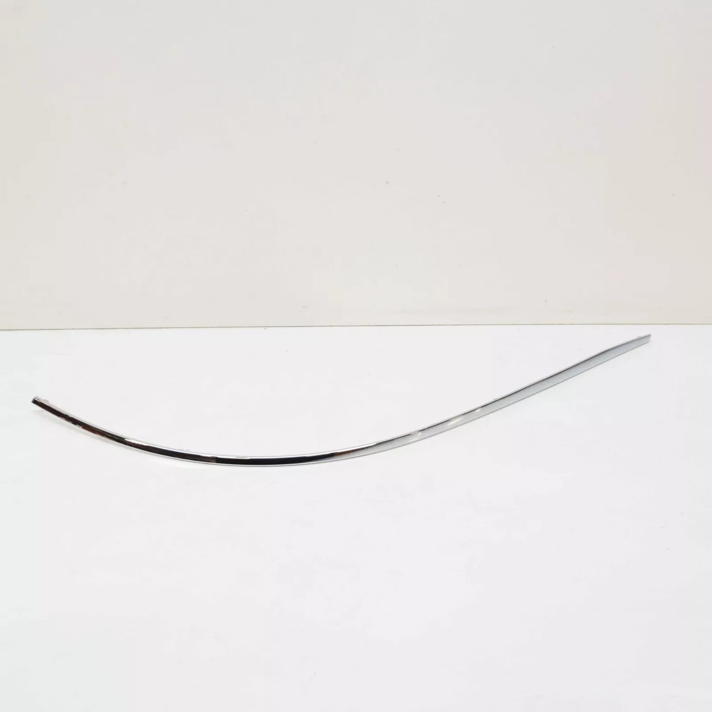 NEW MERCEDES-BENZ E COUPE C207 REAR BUMPER RIGHT MOLDING A2078852221 ORIGINAL