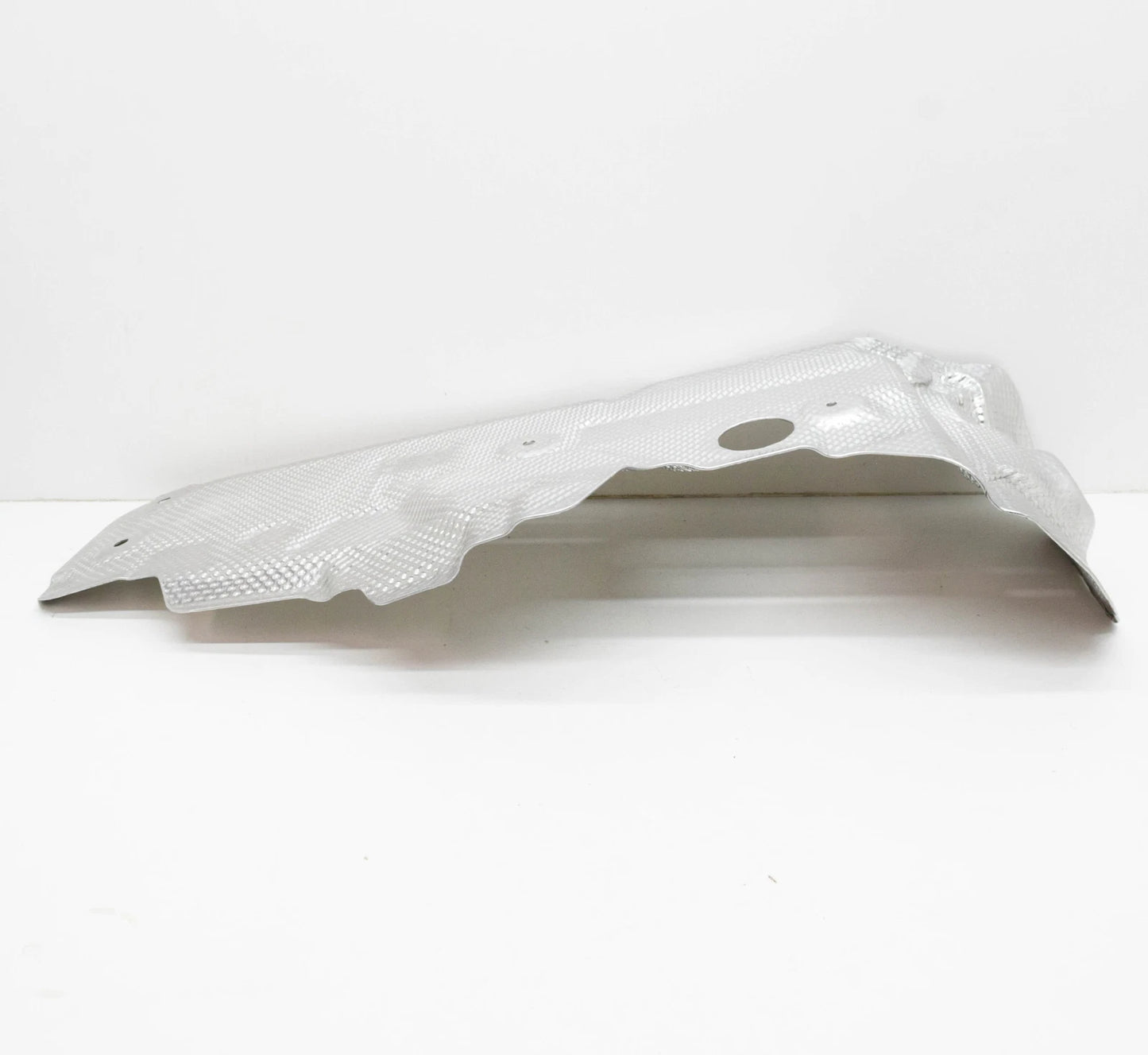 NEW BMW X6G06 RIGHT ENGINE MOUNT HEAT SHIELD 7424921 51757424921 ORIGINAL