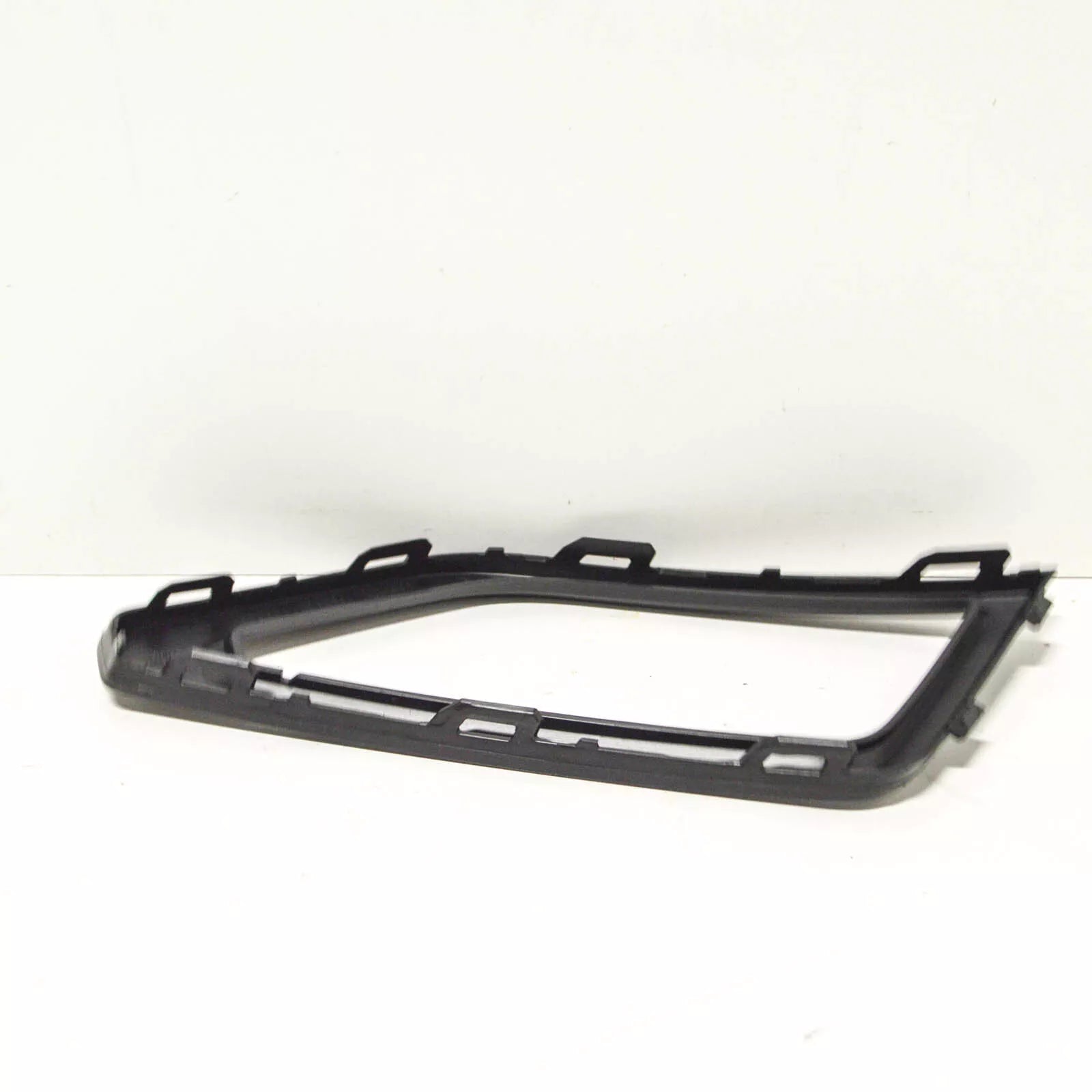 NEW VOLKSWAGEN ATLAS FRONT LEFT R LINE GRILLE COVER 3CN853665A9B9 ORIGINAL