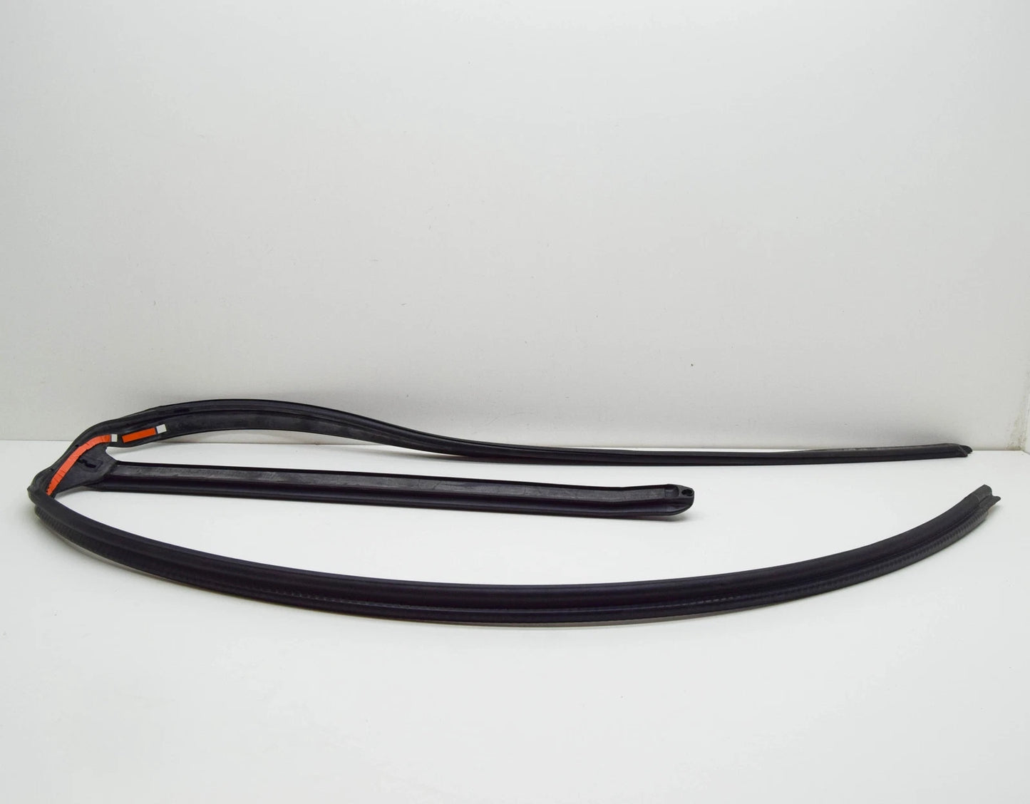 NEW MERCEDES-BENZ VITO W639 SLIDING DOOR LEFT TOP SEAL A6397210480 ORIGINAL