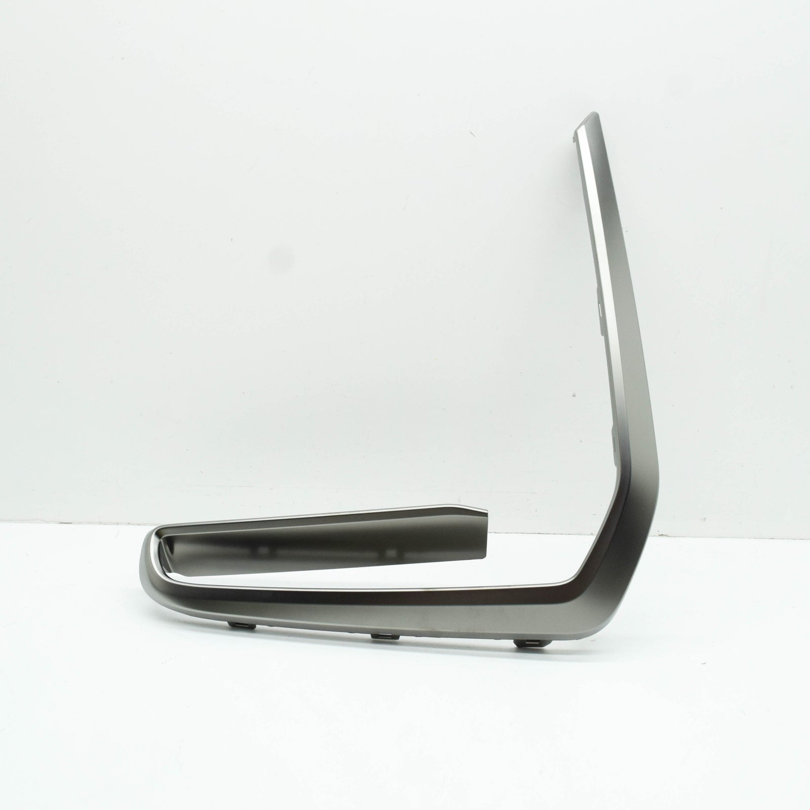 new bmw x7 g07 front bumper grille left finisher 51118092883 8092883 original