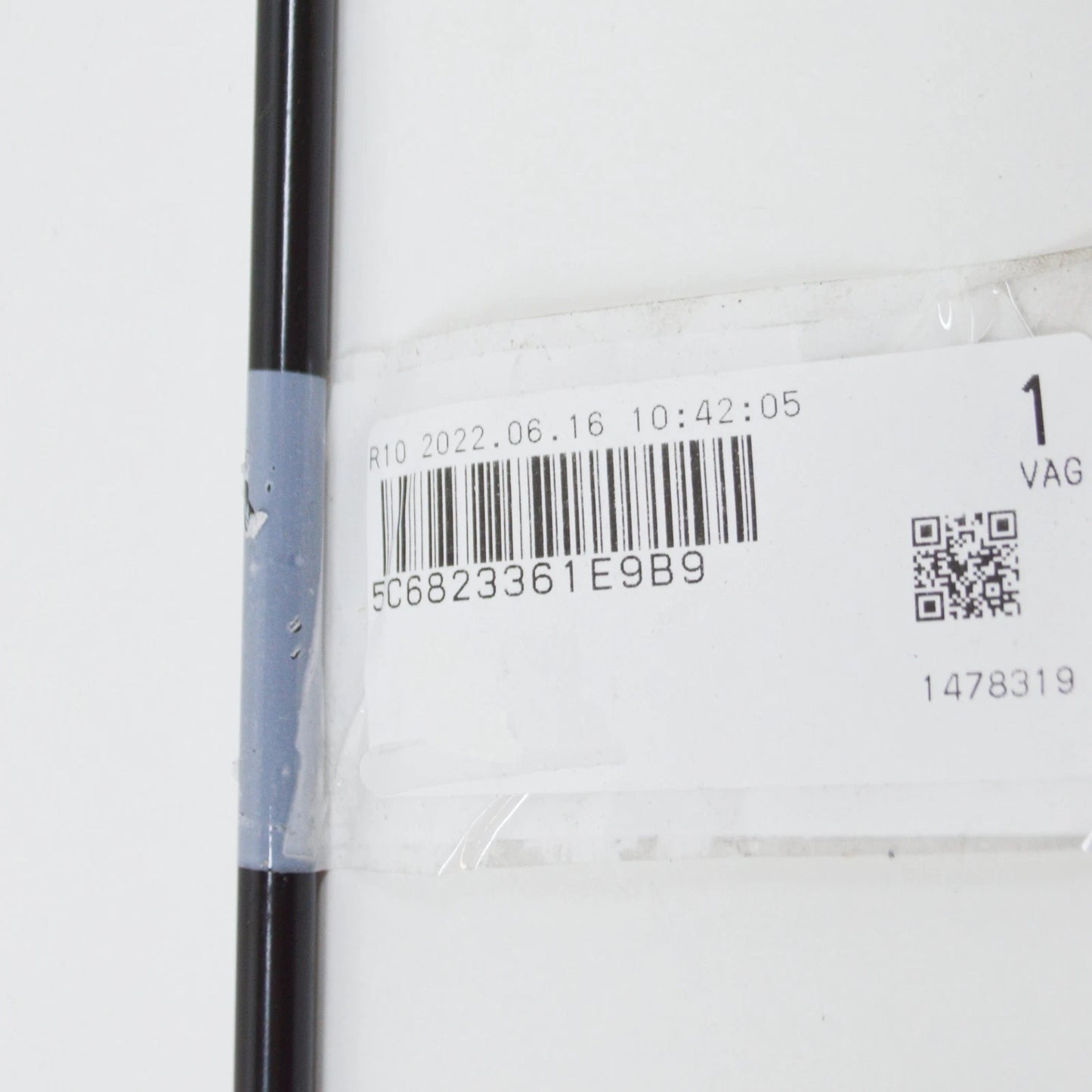 NEW VW JETTA MK6 16 FRONT HOOD / TRUNK PROP ROD 5C6823361E9B9