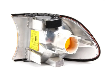 NEW BMW 7 E38 FRONT RIGHT FENDER TURN SIGNAL 63138379108 8379108 ORIGINAL