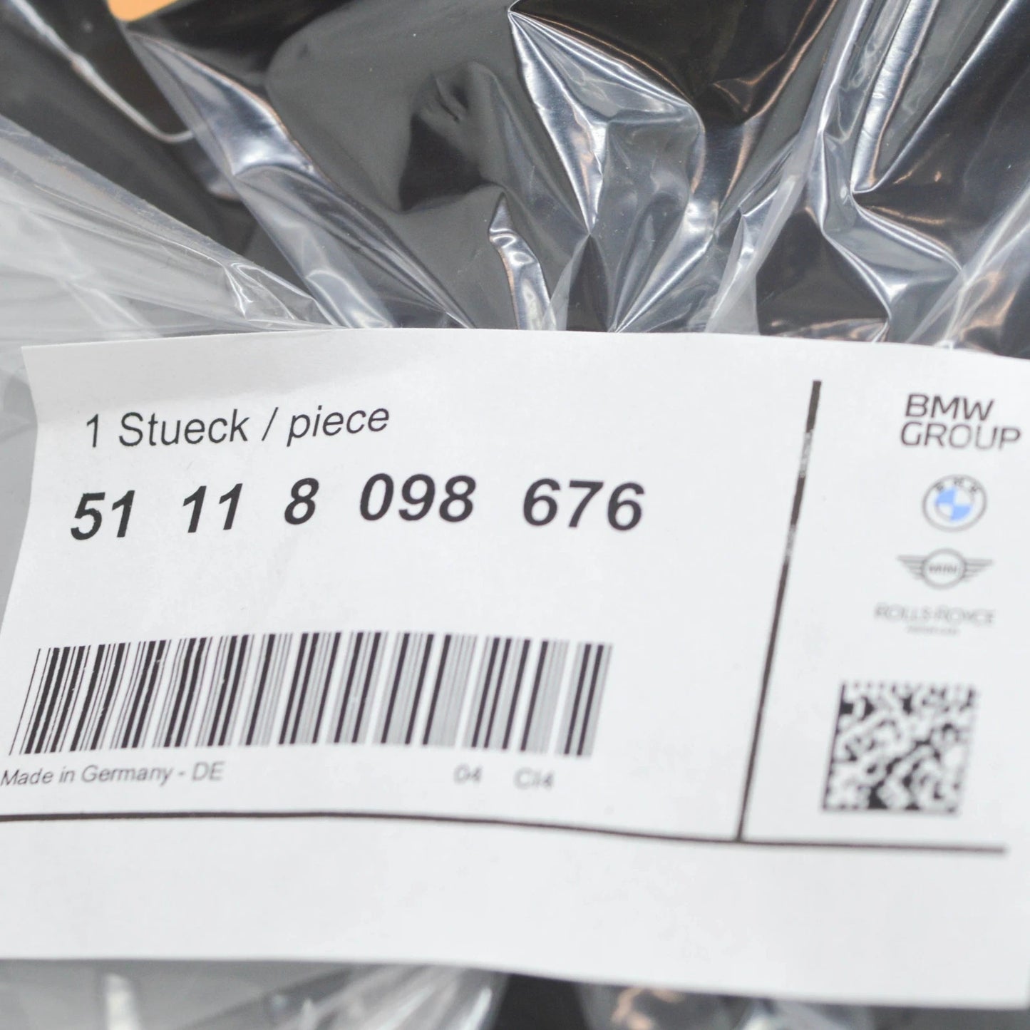 NEW BMW 5 G30 M FRONT RIGHT FOG LIGHT SUPPORT PANEL 51118098676 ORIGINAL