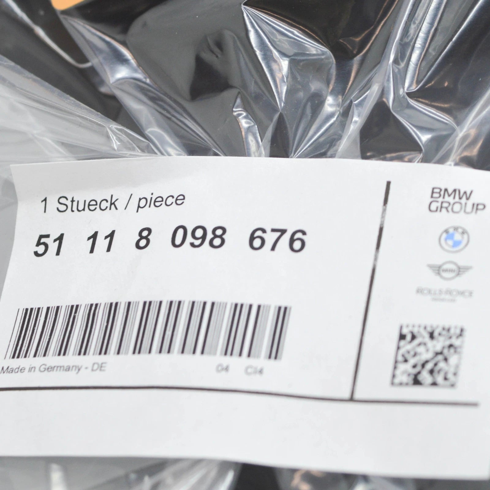 NEW BMW 5 G30 M FRONT RIGHT FOG LIGHT SUPPORT PANEL 51118098676 ORIGINAL