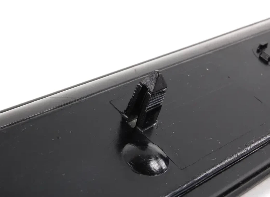 NEW BMW 3 CABRIO E46 RIGHT M3 DOOR SILL COVER 51477891928 7891928 ORIGINAL