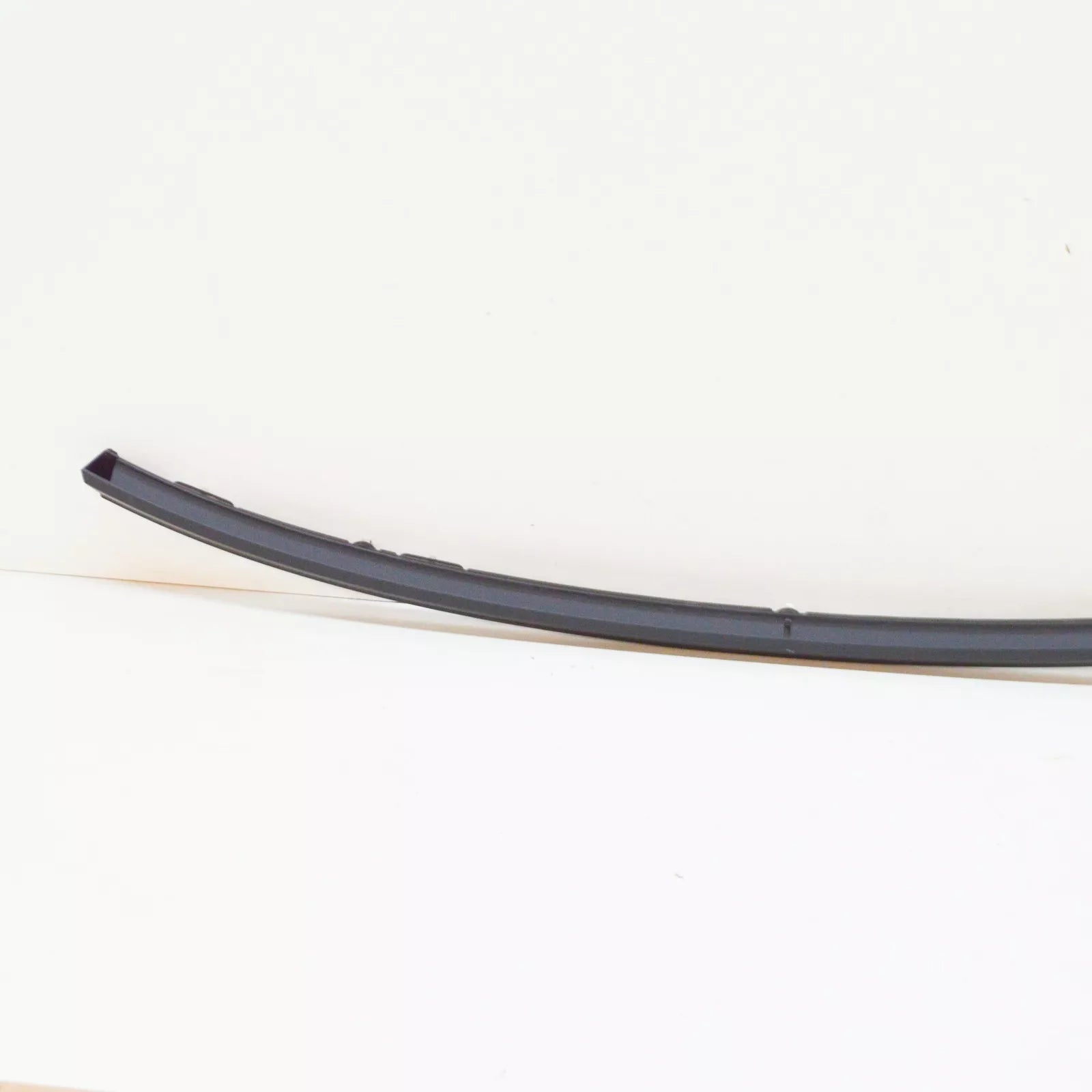 NEW AUDI TT FV 8S THIRD 3RD BRAKE STOP LIGHT 8S0945097 ORIGINAL