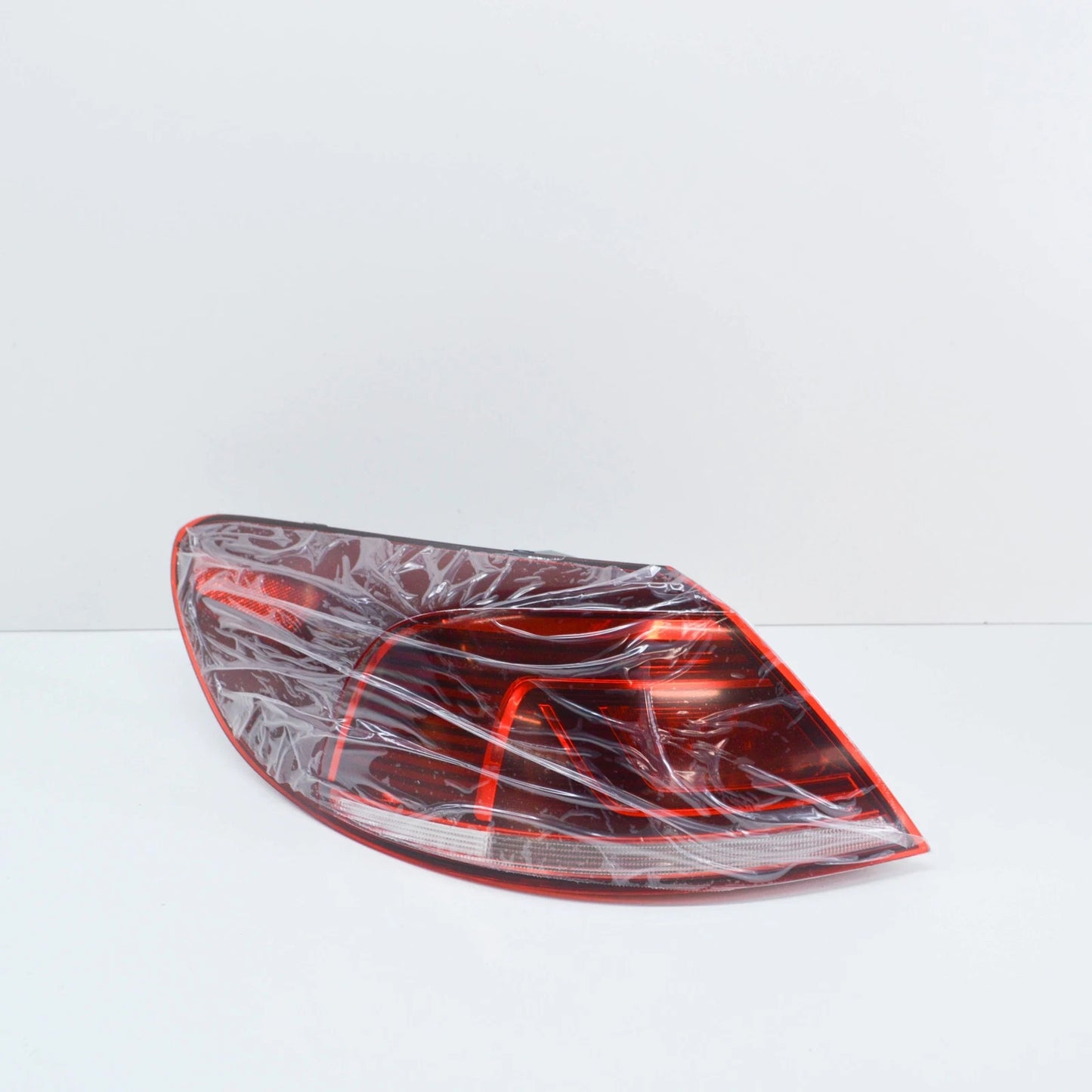 NEW VW CC 35 REAR LEFT TAILLIGHT 3C8945207AD ORIGINAL