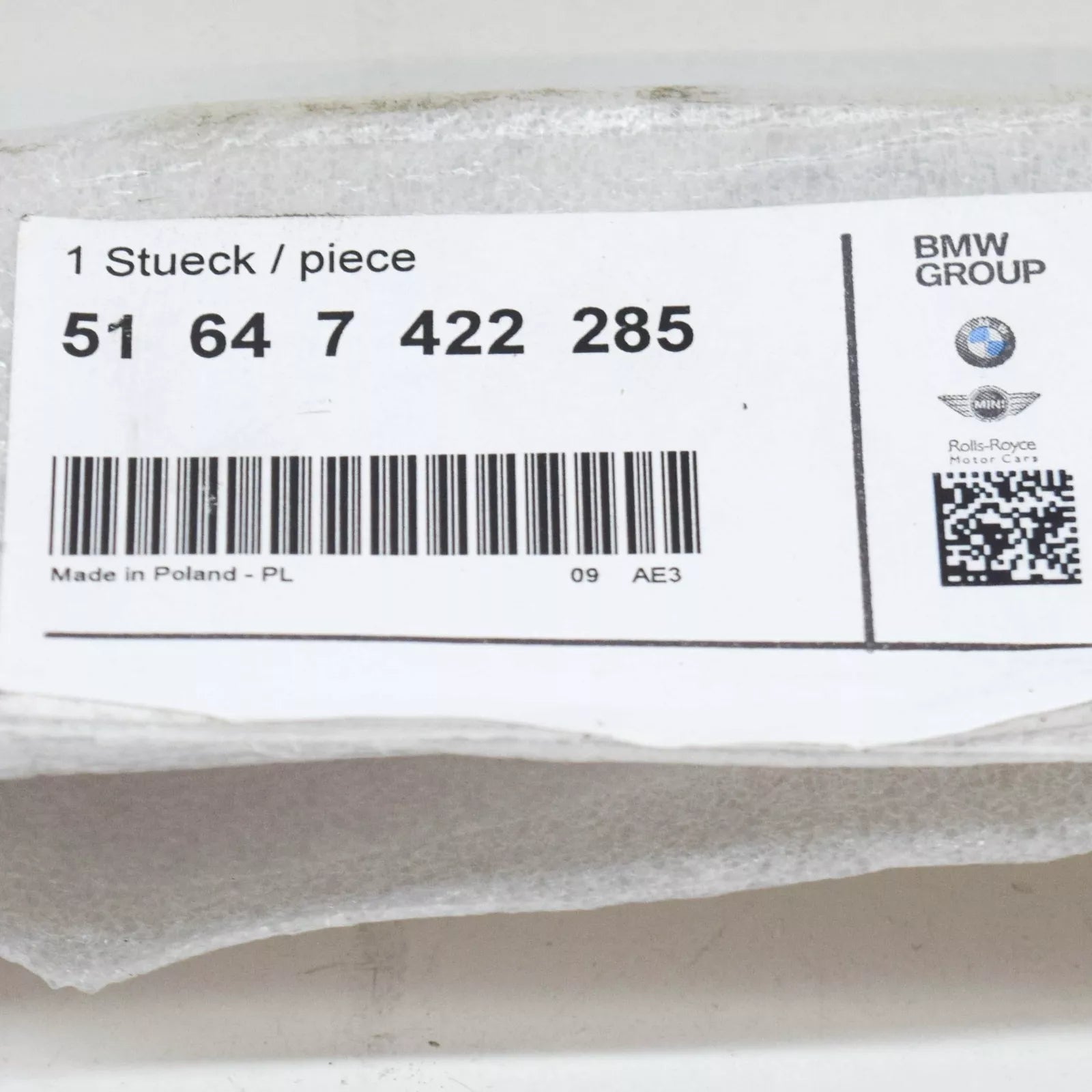 NEW BMW 3 G20 FRONT CENTER UPPER RADIATOR SUPPORT CONNECTION 51647422285