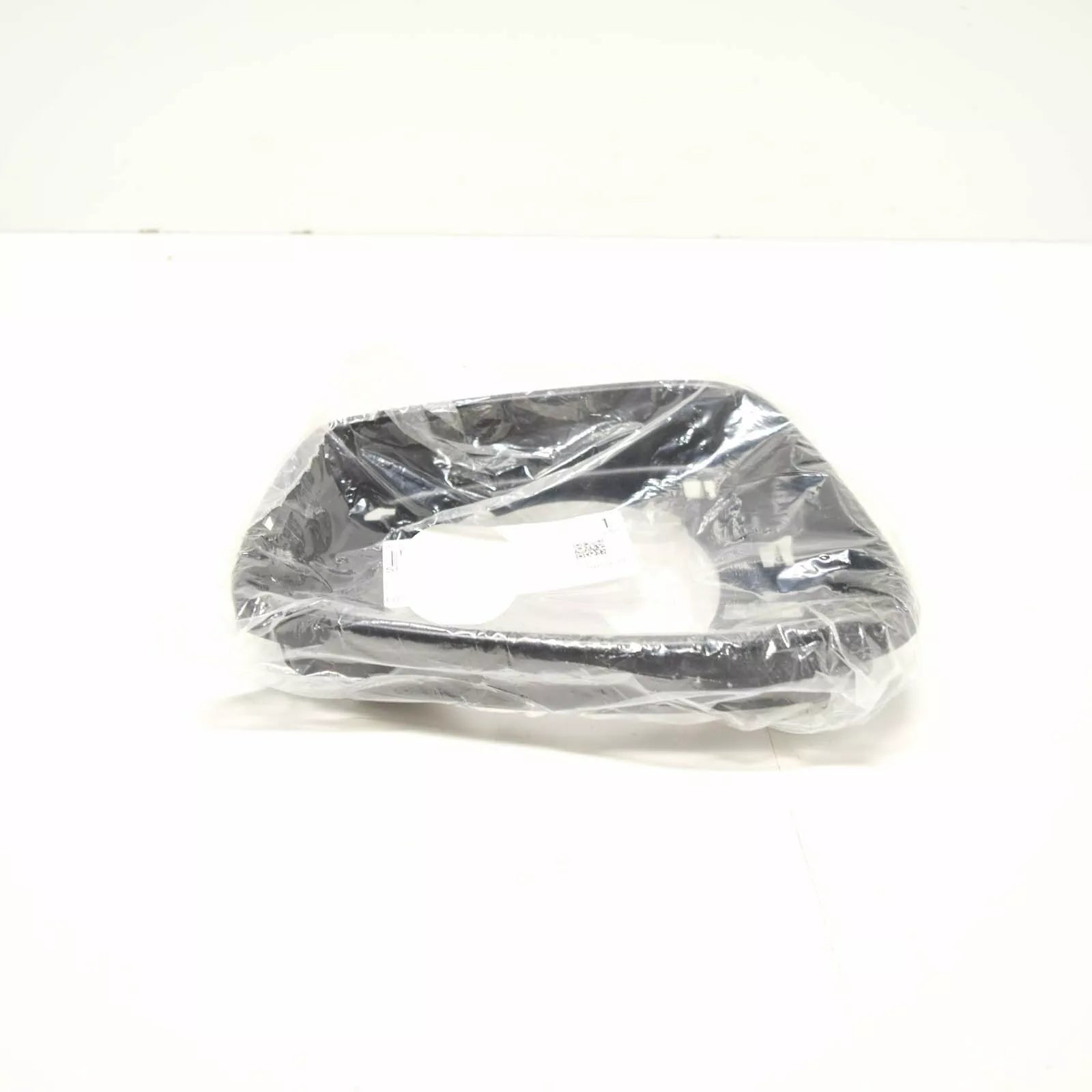 NEW VOLKSWAGEN JETTA MK6 RIGHT SIDE MIRROR INNER FRAME TRIM 5C6857602A