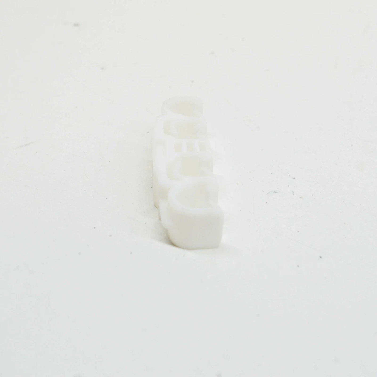 NEW AUDI A1 MK1 FUEL LINE CLIP 1H0201449