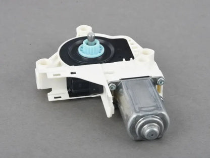 NEW AUDI A6 C7 FRONT LEFT DOOR WINDOW REGULATOR MOTOR 8K0959801B ORIGINAL