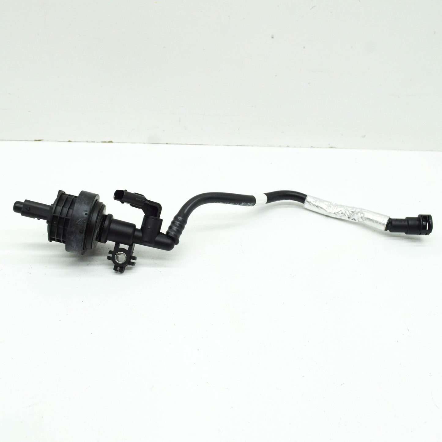 new mercedes-benz a w177 right purge valve line a1770104905 original