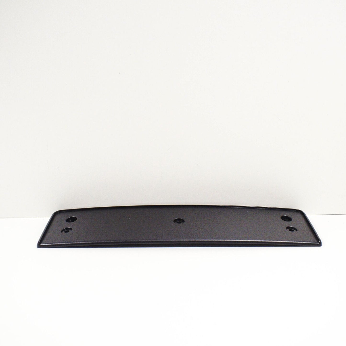 NEW VW TOUAREG 7P FRONT BUMPER NUMBER LICENSE PLATE HOLDER 7P6807287E ORIGINAL