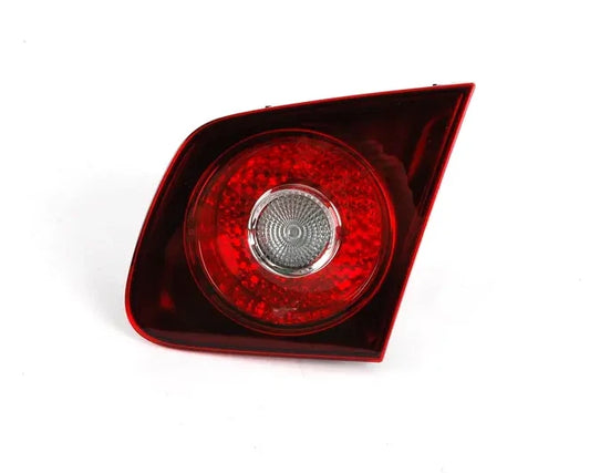 NEW VW JETTA III 1K MK3 REAR INNER RIGHT TAILLIGHT 1K5945094K