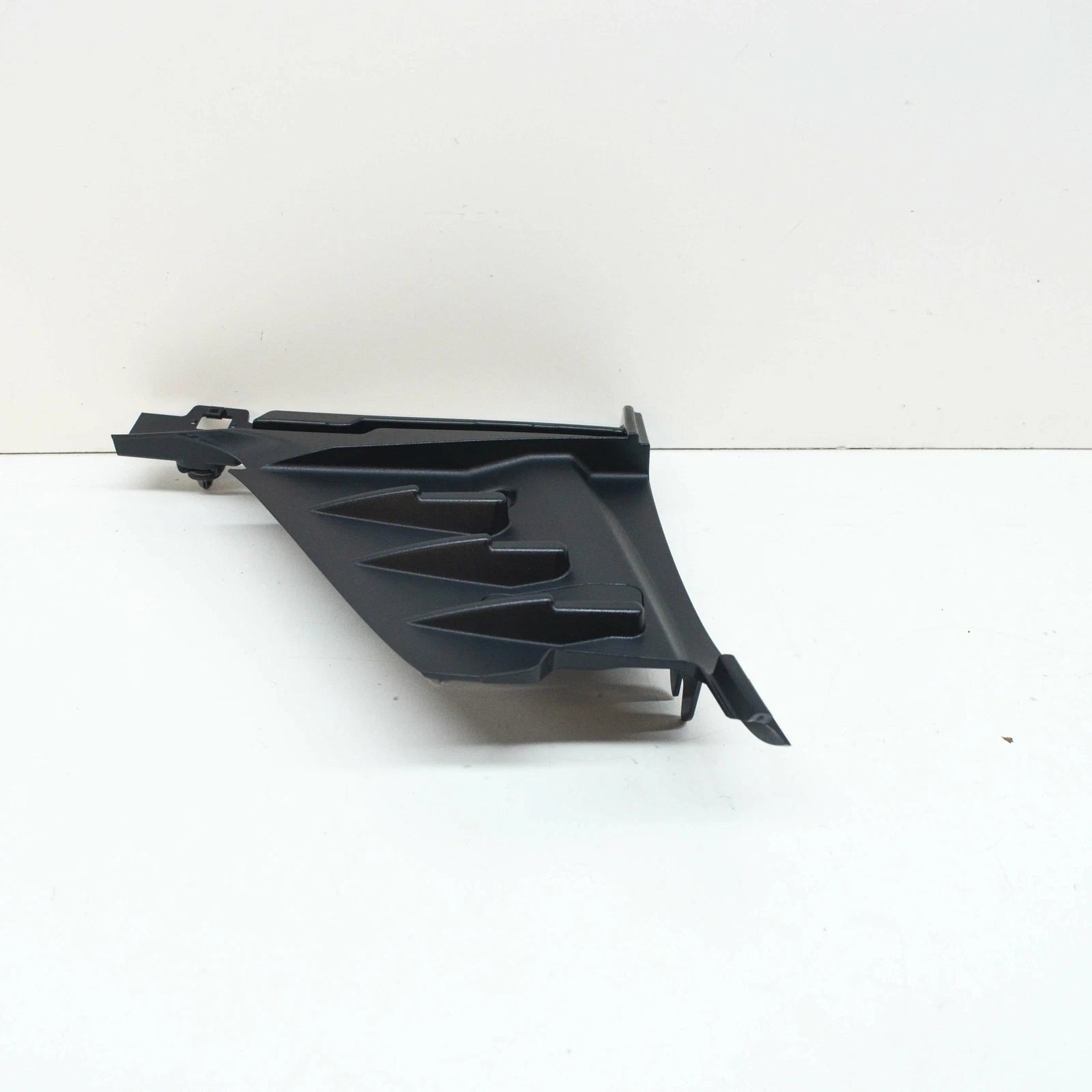 NEW BMW 6 GRAN TURISMO G32 M FRONT LEFT SIDE AIR DUCT 51778068577 ORIGINAL