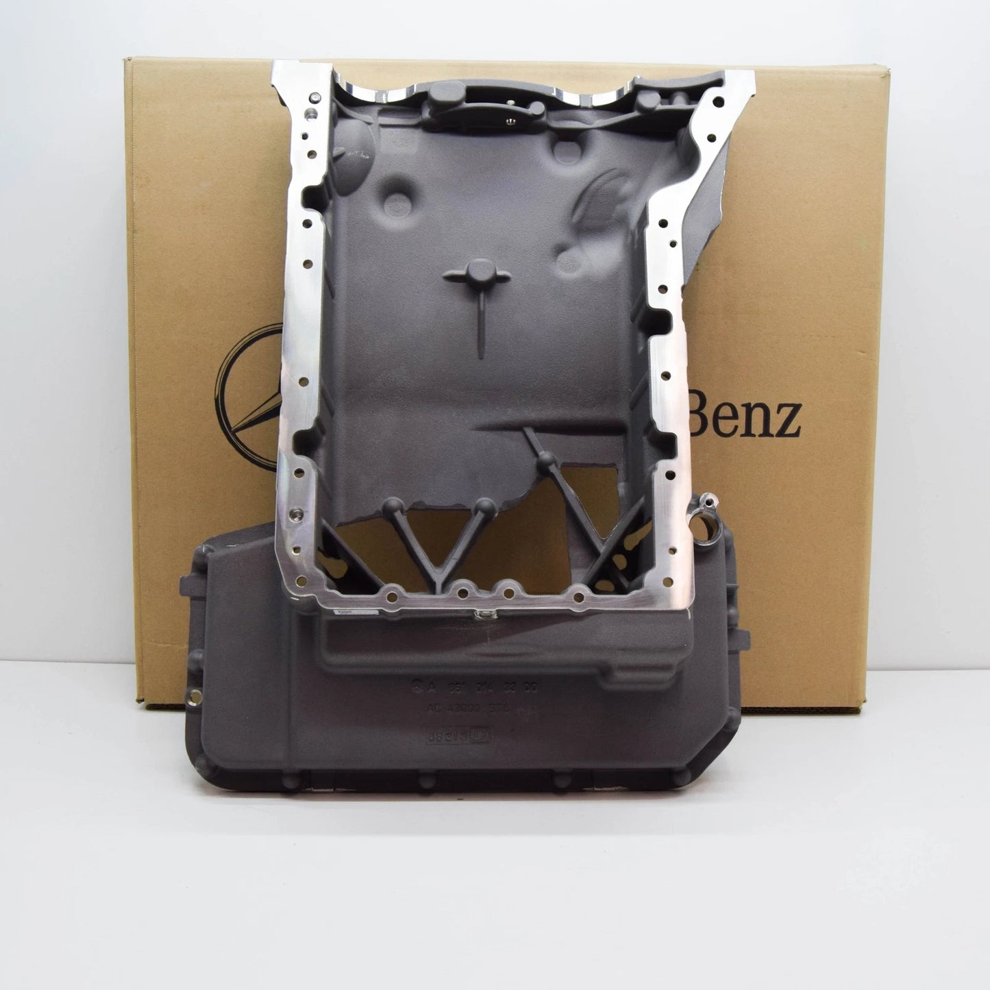 NEW MERCEDES-BENZ VITO W447 OIL PAN UPPER PART A6510143300 ORIGINAL