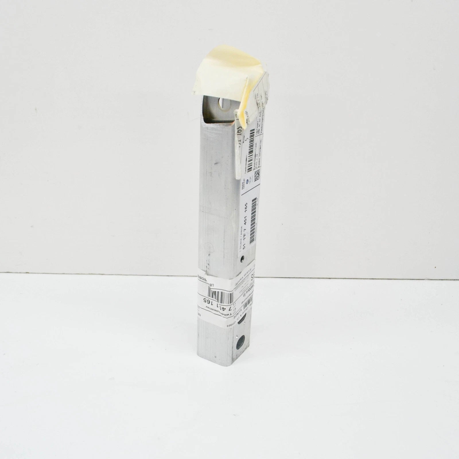 NEW BMW 4 COUPE G22 FRONT BUMPER LEFT SIDE CRASH BOX 51117451165 ORIGINAL