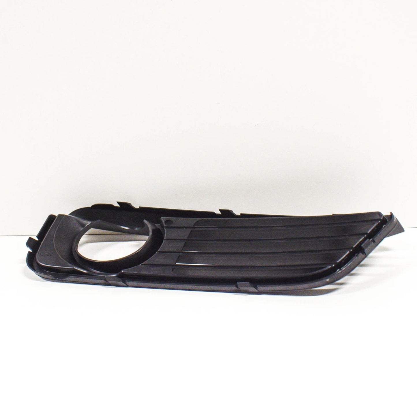 NEW BMW 1 F20 FRONT BUMPER LEFT CLOSED FOG LIGHT GRILLE 51117371669 ORIGINAL