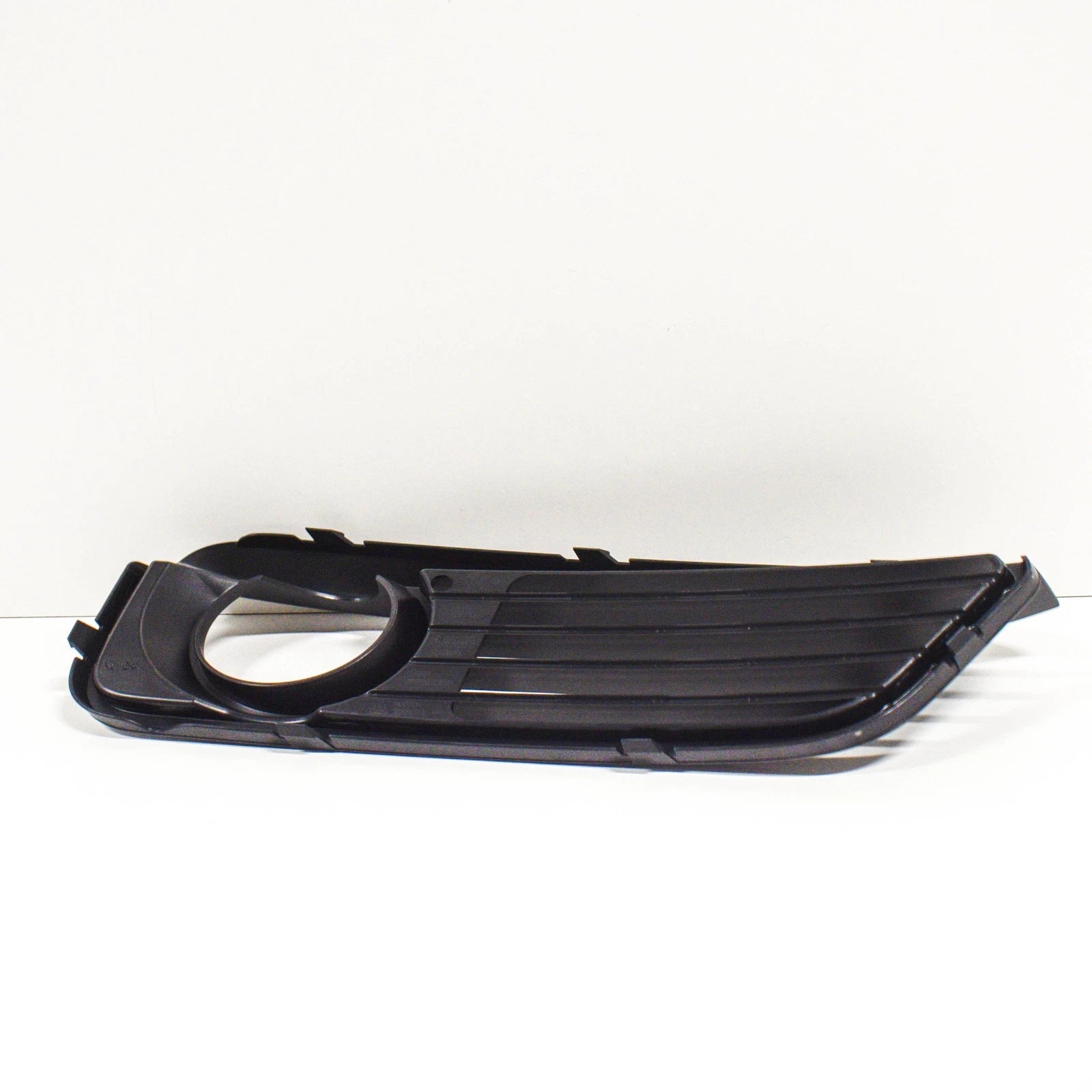 NEW BMW 1 F20 FRONT BUMPER LEFT CLOSED FOG LIGHT GRILLE 51117371669 ORIGINAL