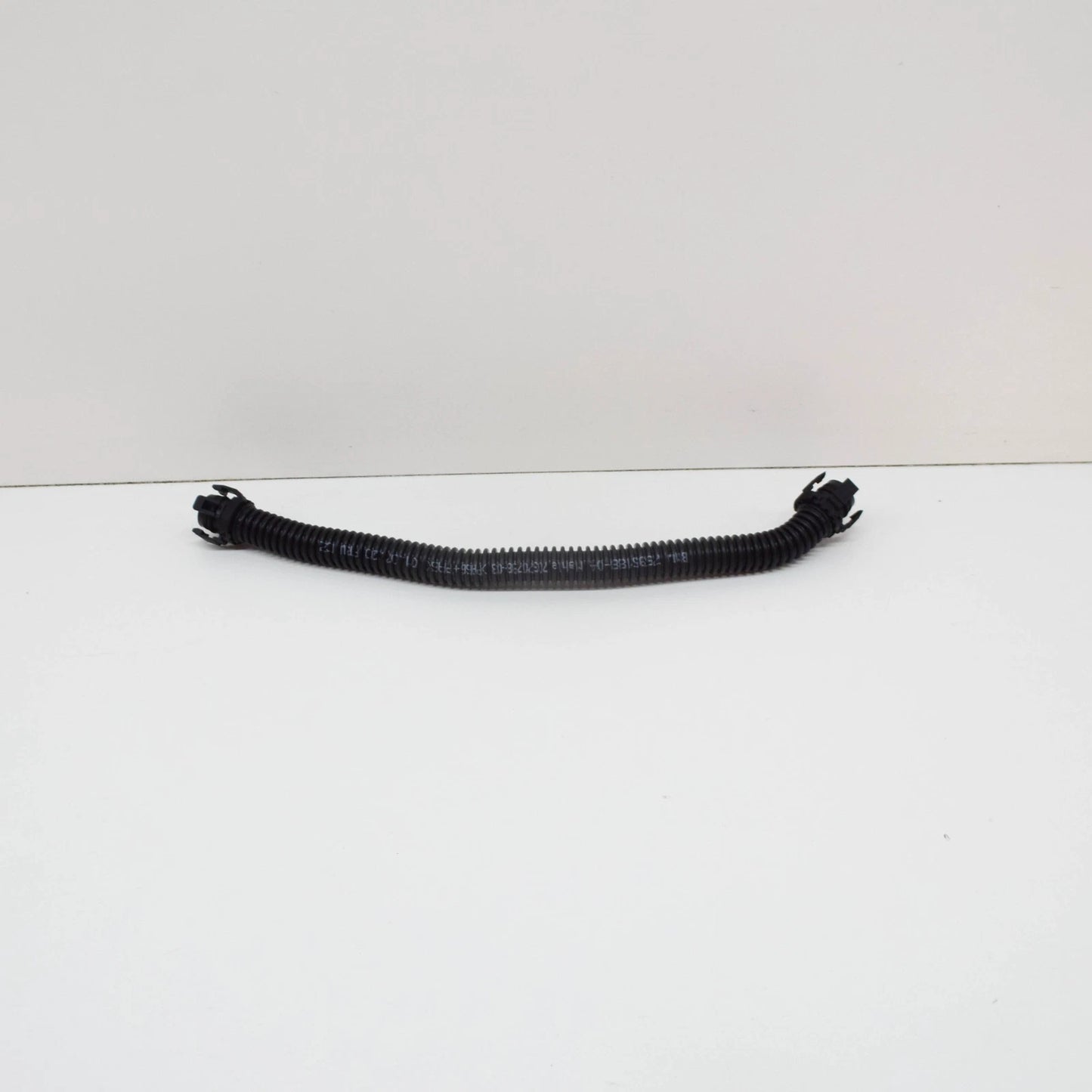 NEW BMW X5 M E70 CRANKCASE BREATHER HOSE 11157595188 ORIGINAL