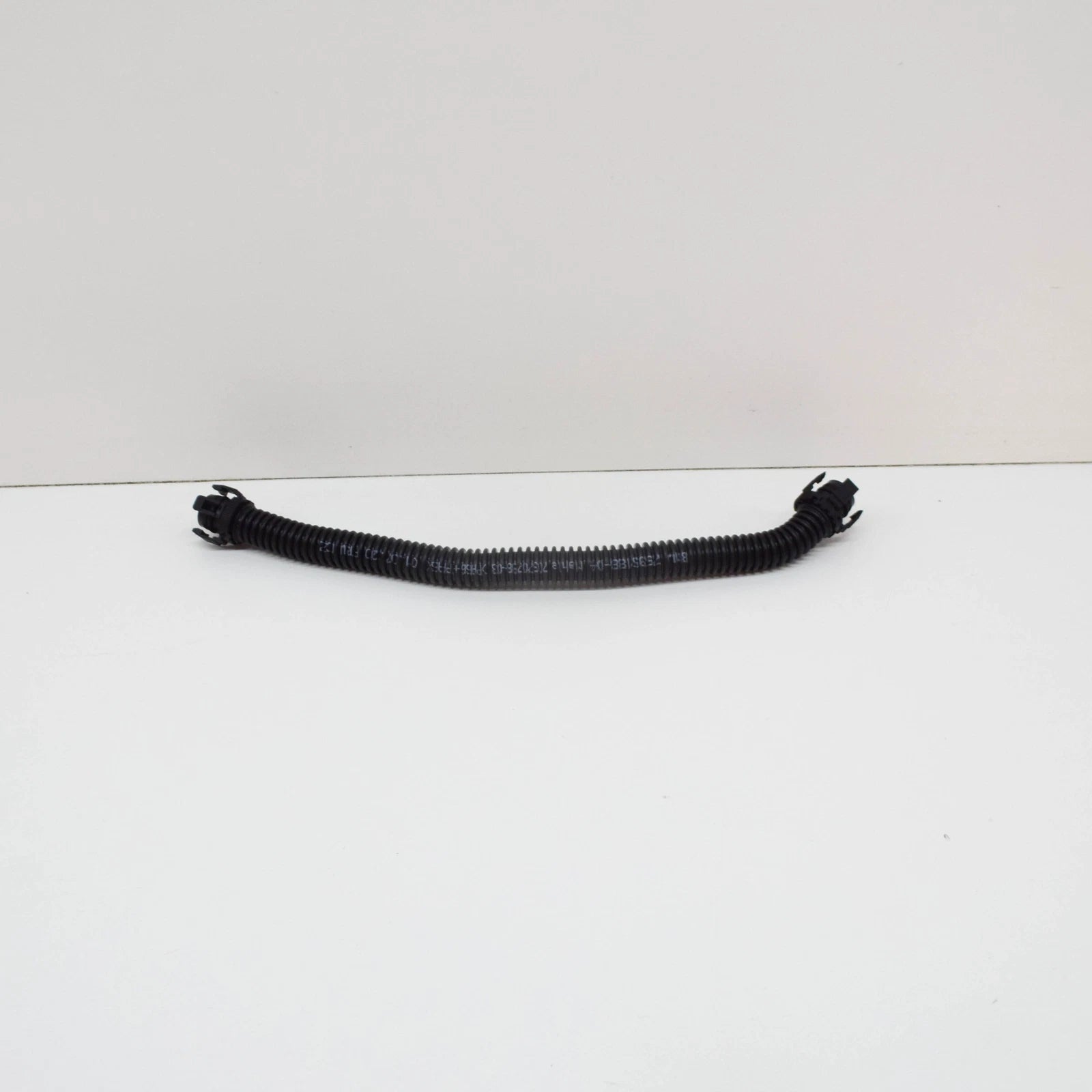 NEW BMW X5 M E70 CRANKCASE BREATHER HOSE 11157595188 ORIGINAL