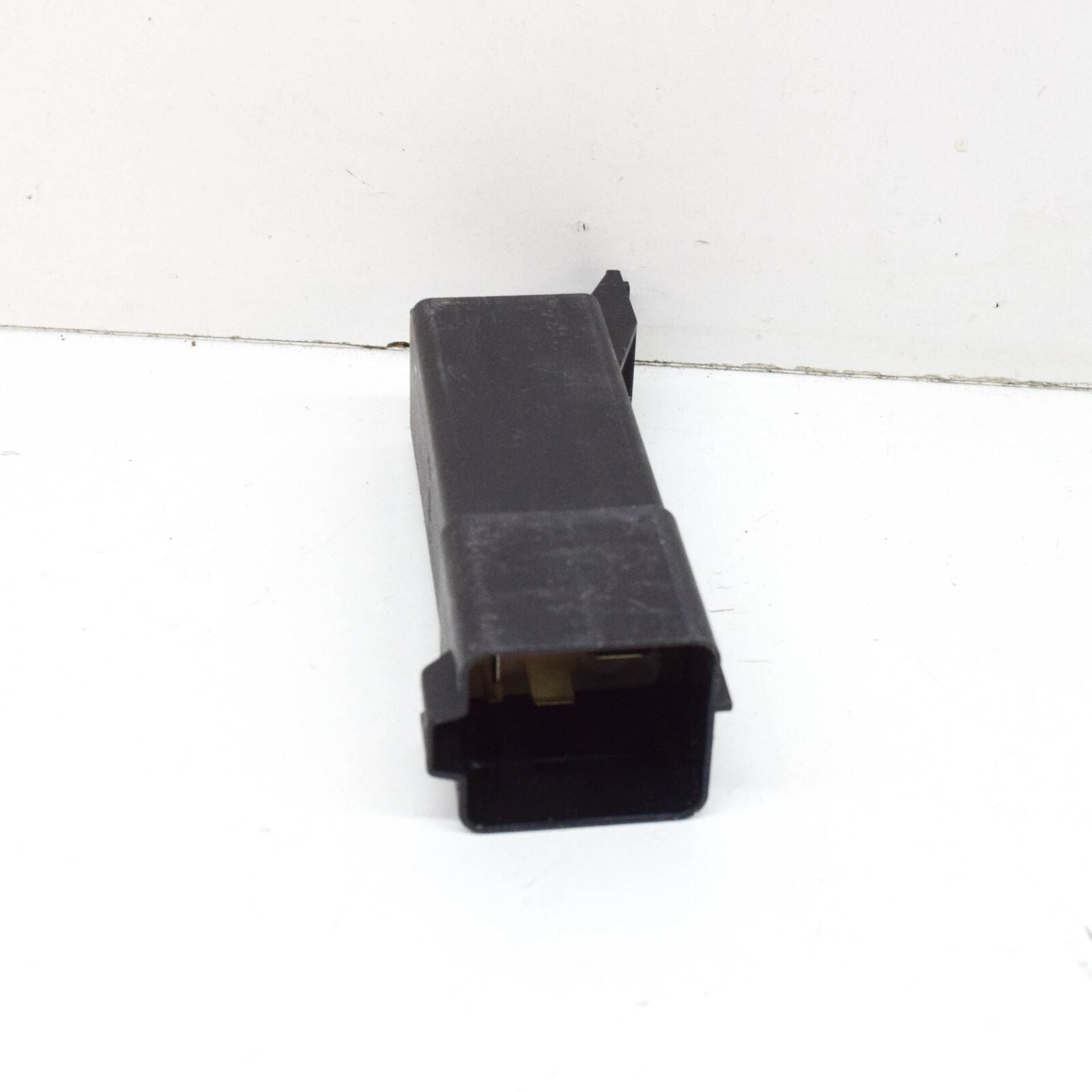 NEW MERCEDES-BENZ FURGON W639 ELECTRIC FAN RELAY A6399820023 ORIGINAL