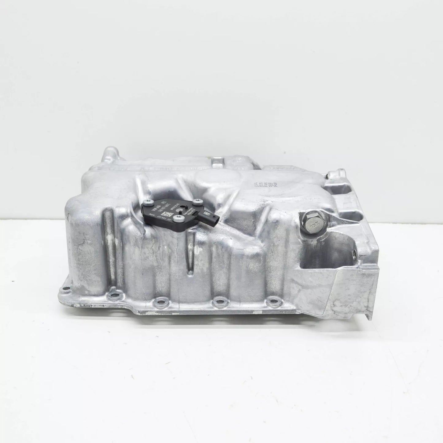 NEW VOLKSWAGEN T-ROC A11 CRANKCASE OIL SUMP 05C103601D ORIGINAL