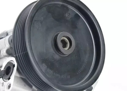 NEW MERCEDES-BENZ E W212 POWER STEERING PUMP A006466450180 ORIGINAL