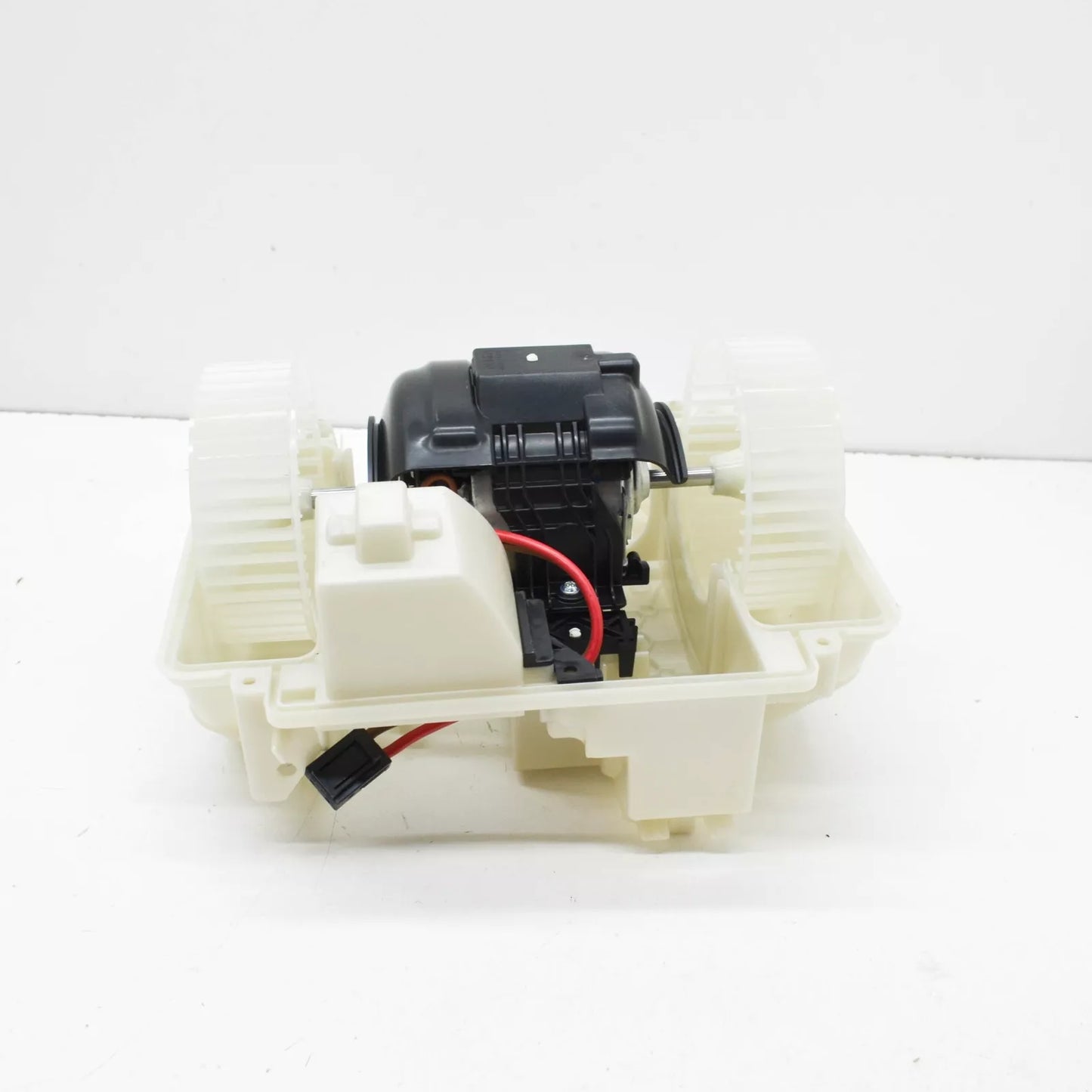 NEW MERCEDES-BENZ S W222 HEATER BLOWER FAN MOTOR A2228202214 ORIGINAL