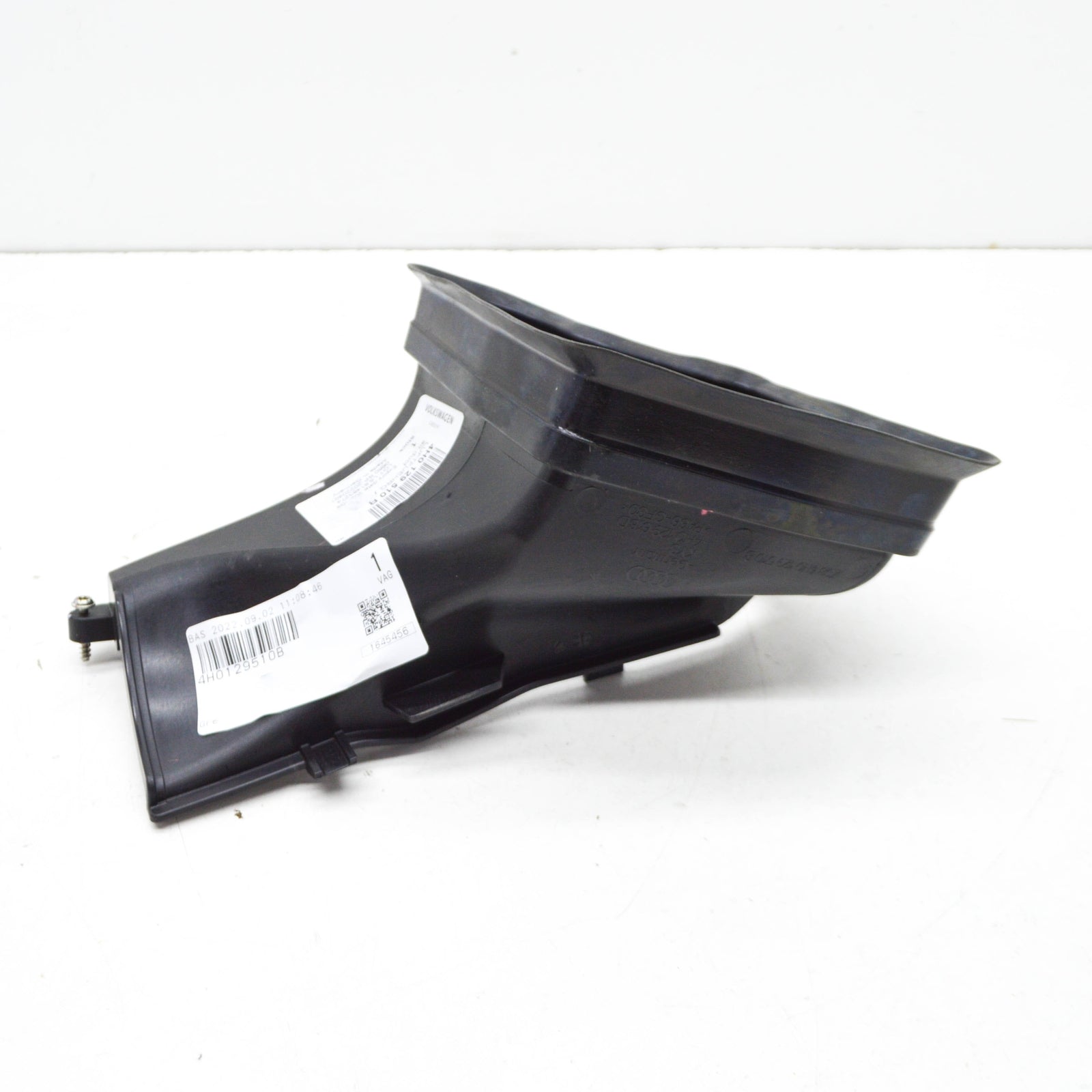 NEW AUDI A8 4H D4 FRONT RIGHT INTAKE AIR DUCT 4H0129510B ORIGINAL