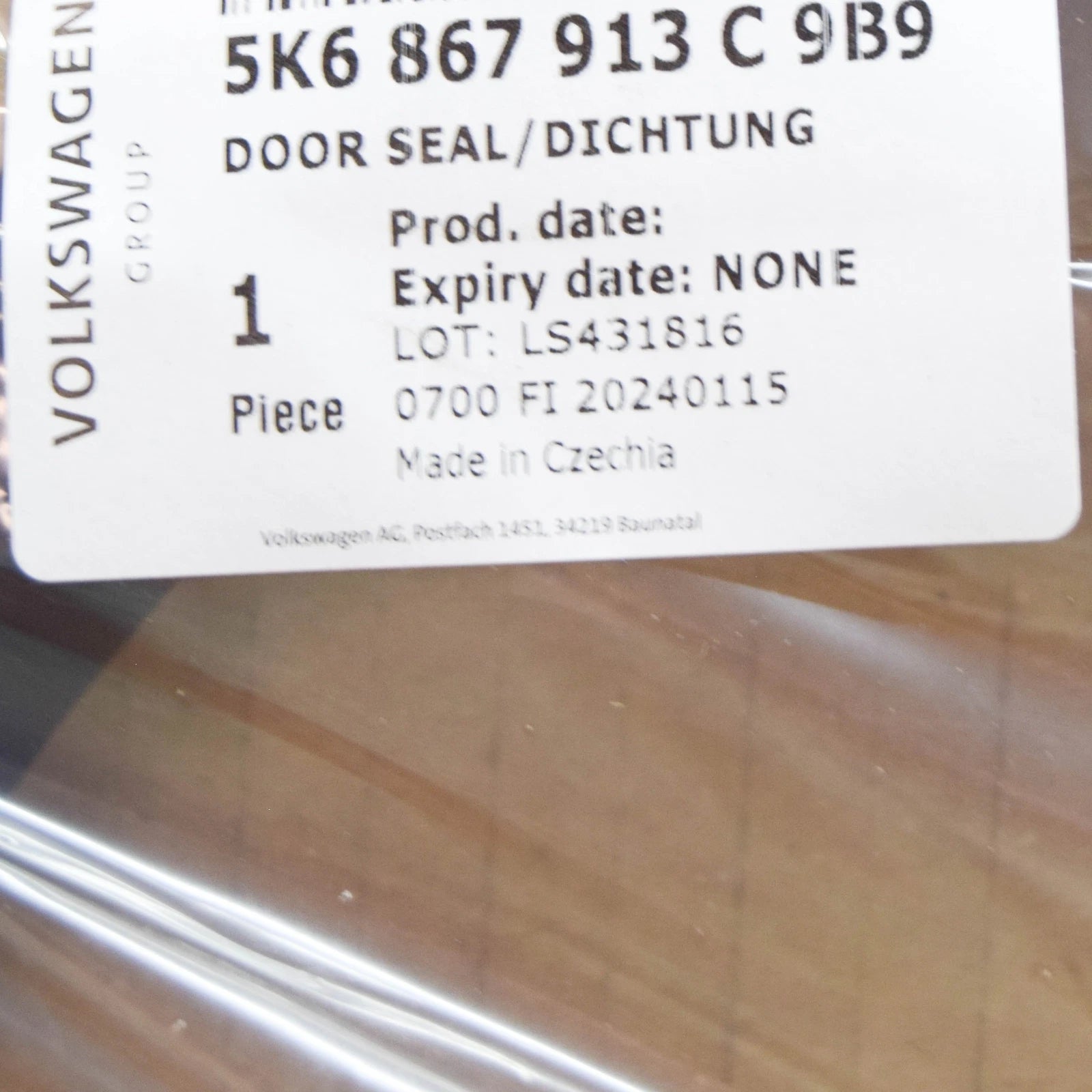 NEW VOLKSWAGEN GOLF 5K MK6 REAR DOOR INNER RUBBER SEAL 5K6867913C9B9 ORIGINAL