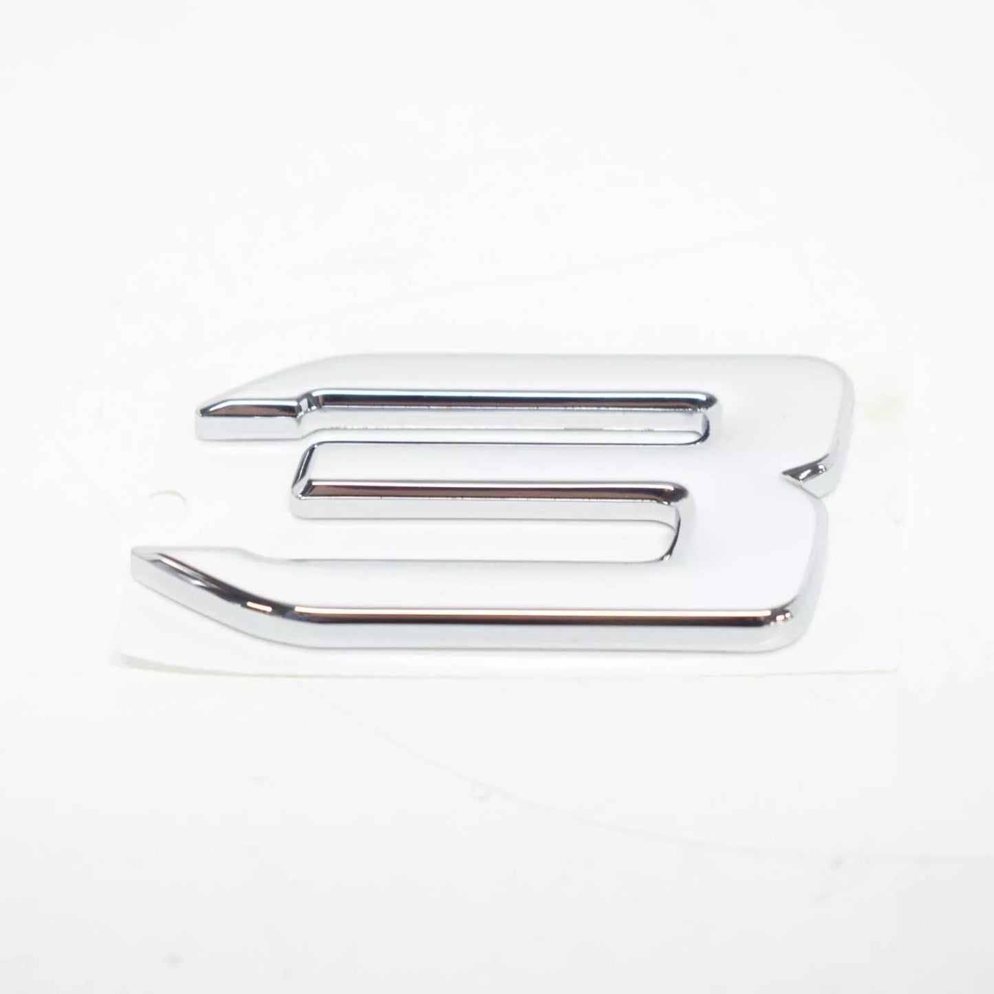 NEW BMW Z3 E36 REAR TAILGATE BOOT LID EMBLEM BADGE 51148401821 ORIGINAL