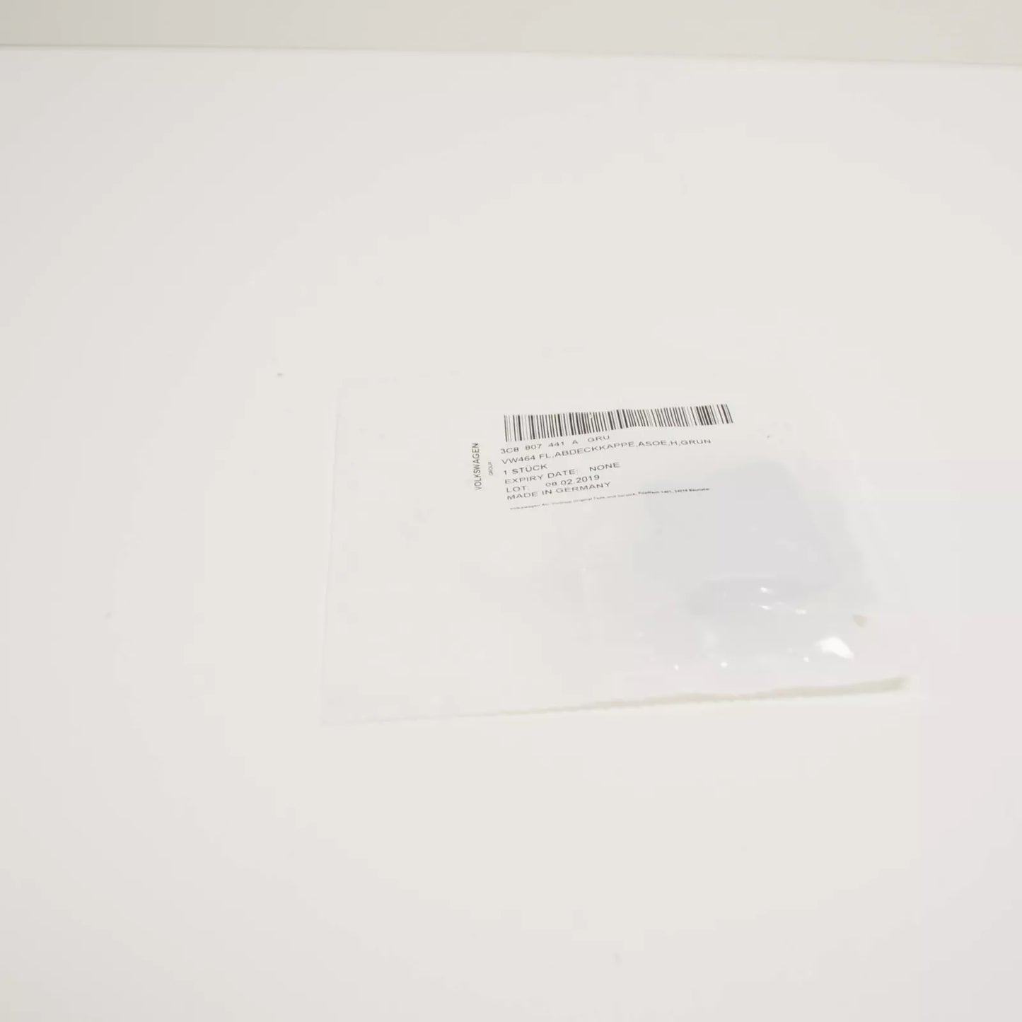 NEW VW PASSAT CC A6 REAR BUMPER RIGHT TOW HOOK EYE COVER 3C8807441AGRU