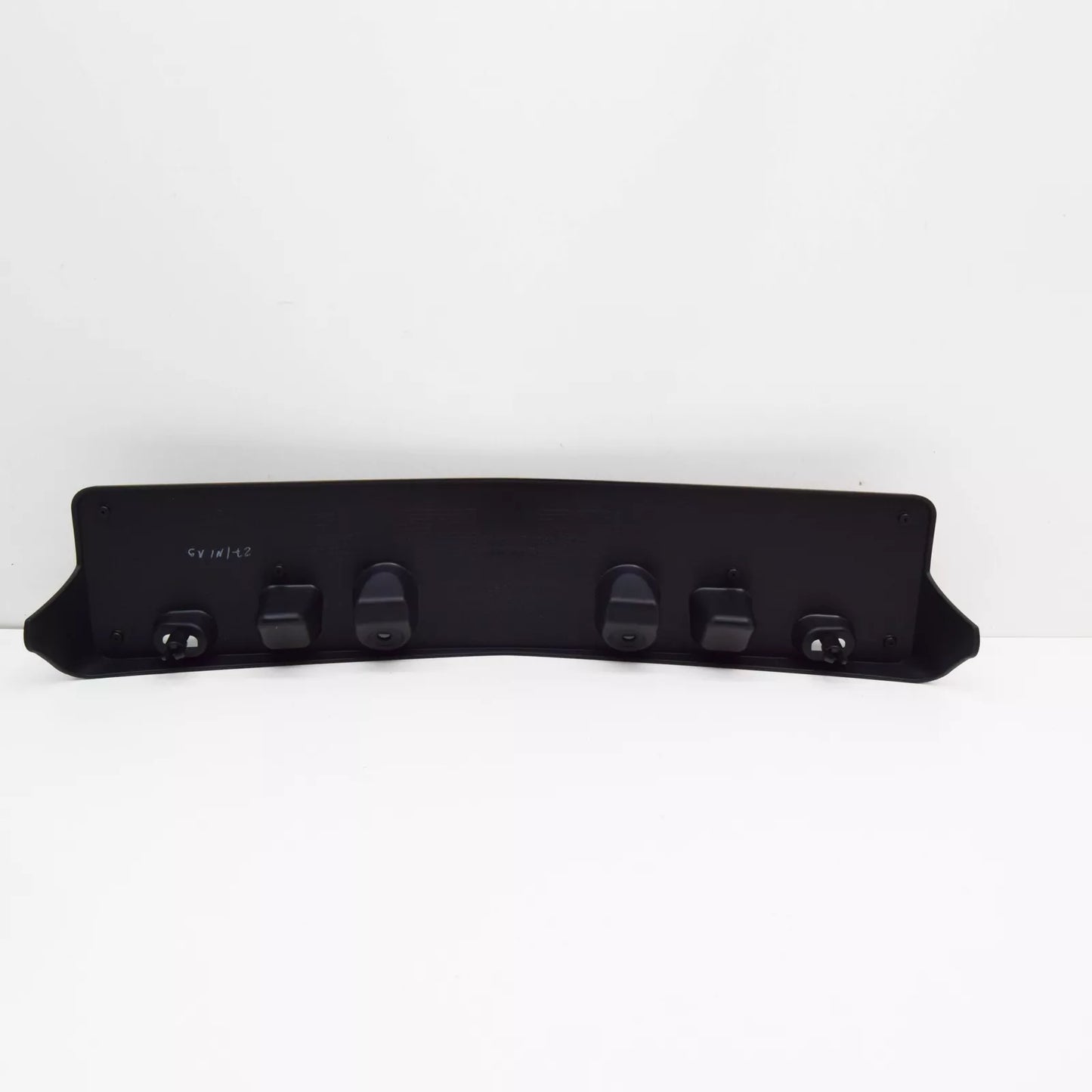 NEW MERCEDES-BENZ AMG GT C190 FRONT LICENCE PLATE MOLDING A1908809900 ORIGINAL