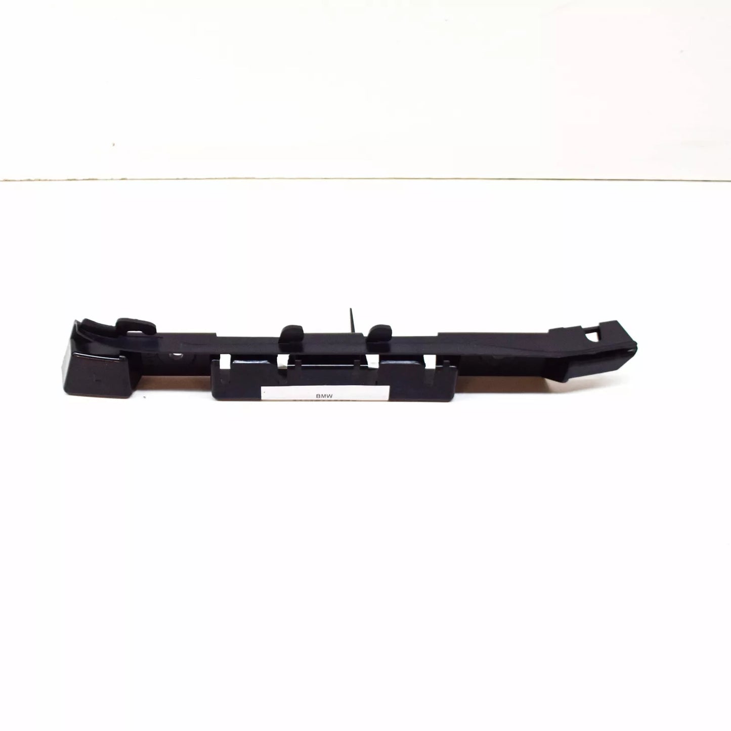 NEW BMW 7 E65 E66 E67 FRONT LEFT BUMPER BRACKET 51117135575 ORIGINAL