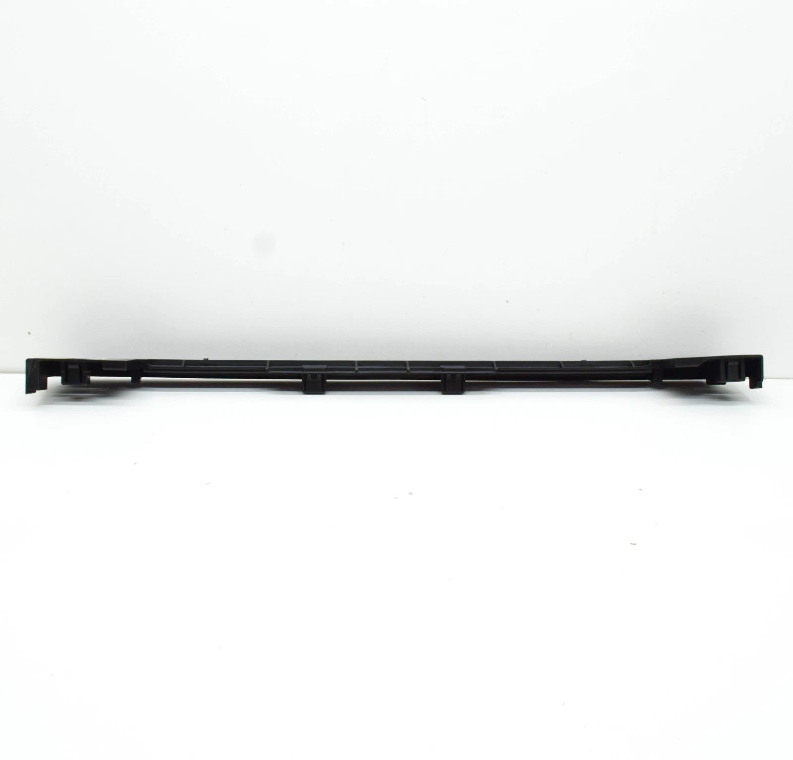 NEW BMW X5 G05 RADIATOR LOWER COVERING 17118589087 1589087 ORIGINAL