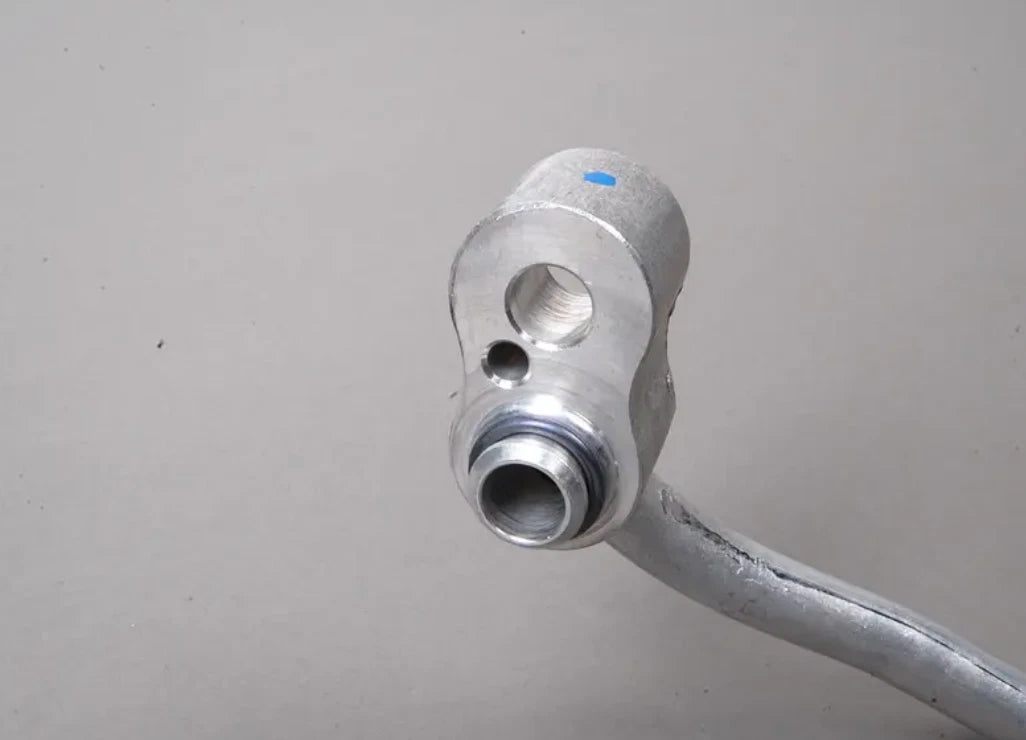 NEW BMW 7 E38 A/C HOSE 8372987 64538372987 ORIGINAL