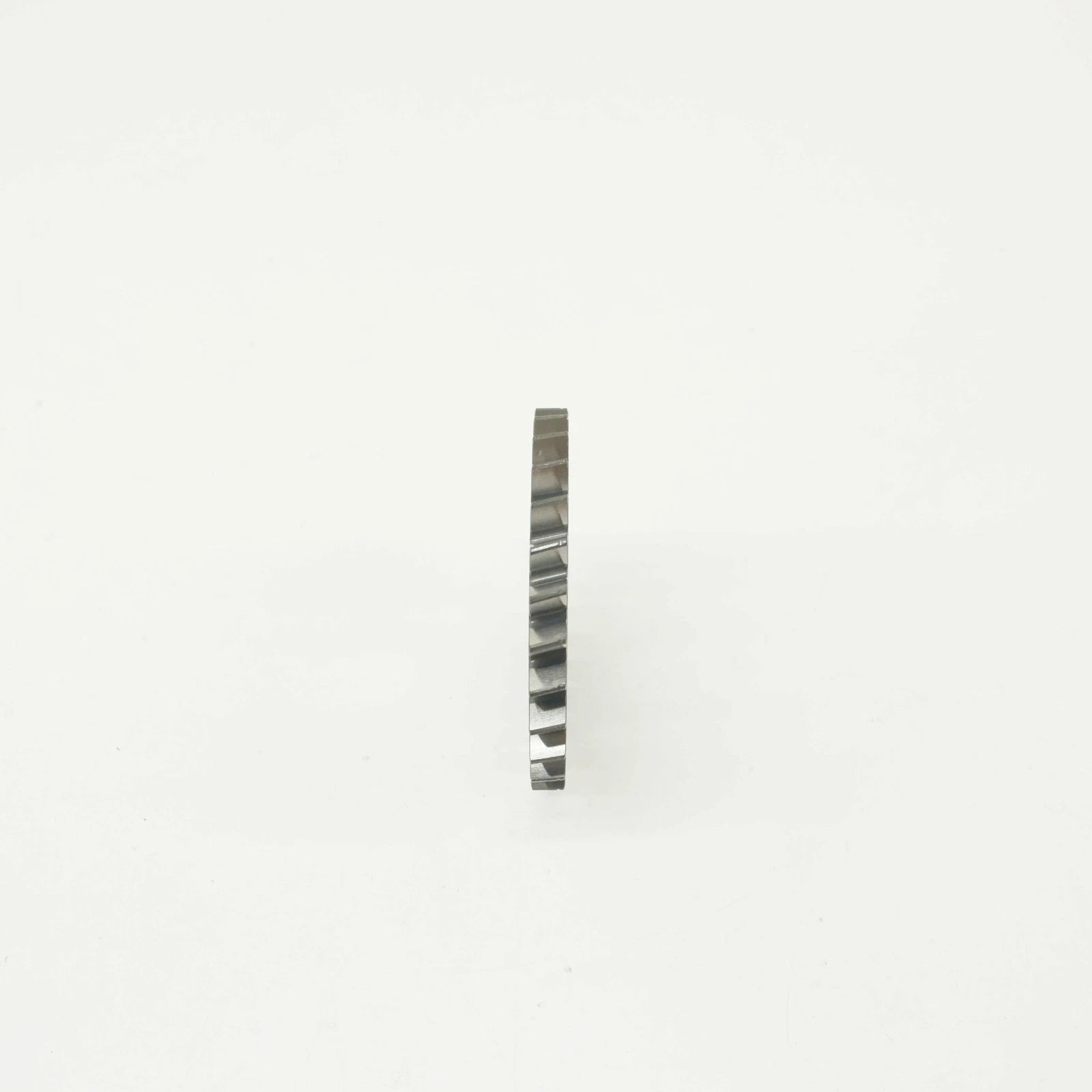 NEW VOLKSWAGEN TOUAREG 7L COOLANT PUMP GEAR 070121319